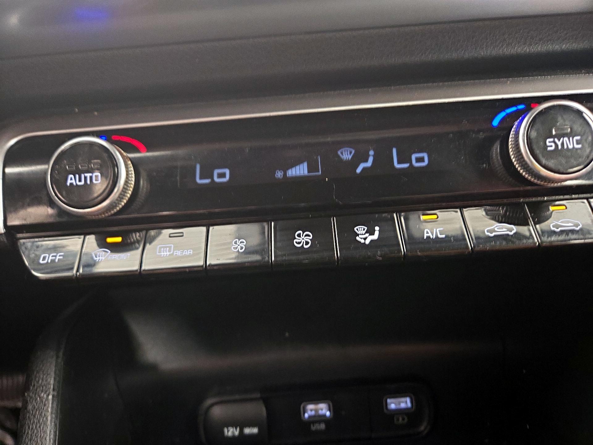 Thumbnail: 2023 Kia K5 - 17