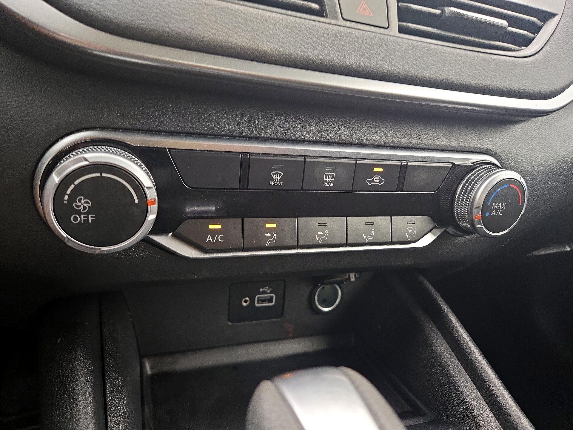 Thumbnail: 2022 Nissan Altima - 16