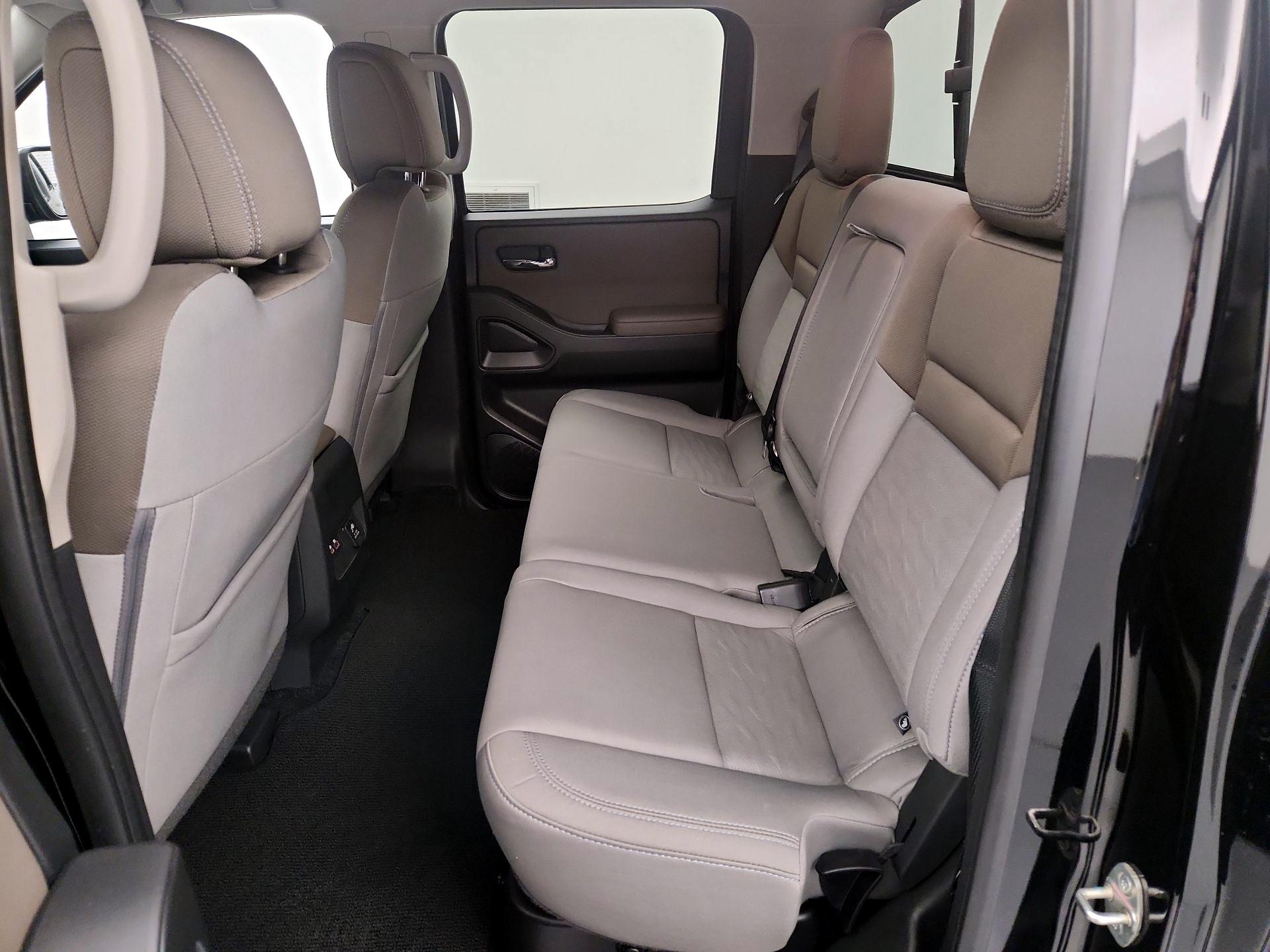 Thumbnail: 2022 Nissan Frontier - 19