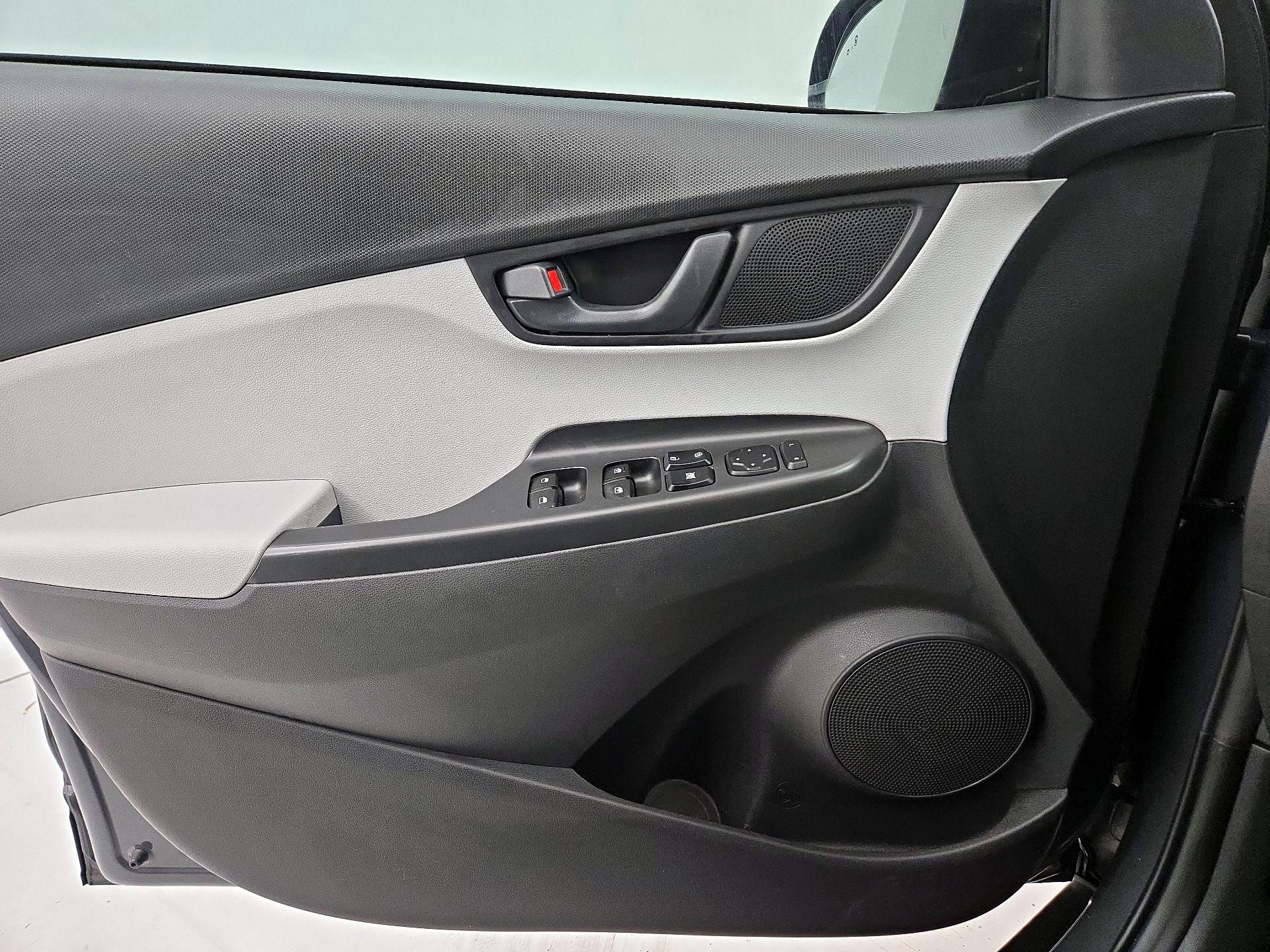 Thumbnail: 2023 Hyundai Kona - 12