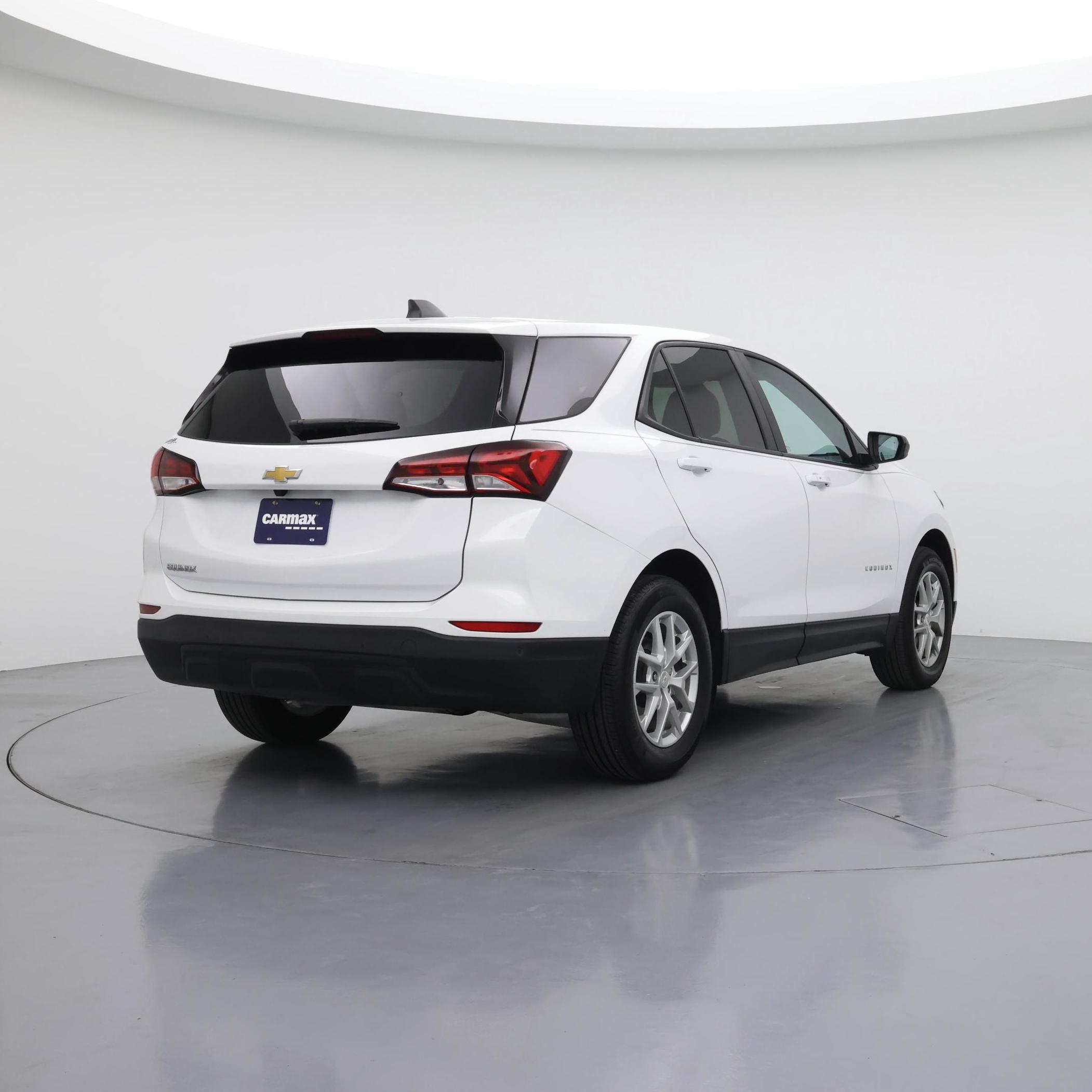 Thumbnail: 2023 Chevrolet Equinox - 8