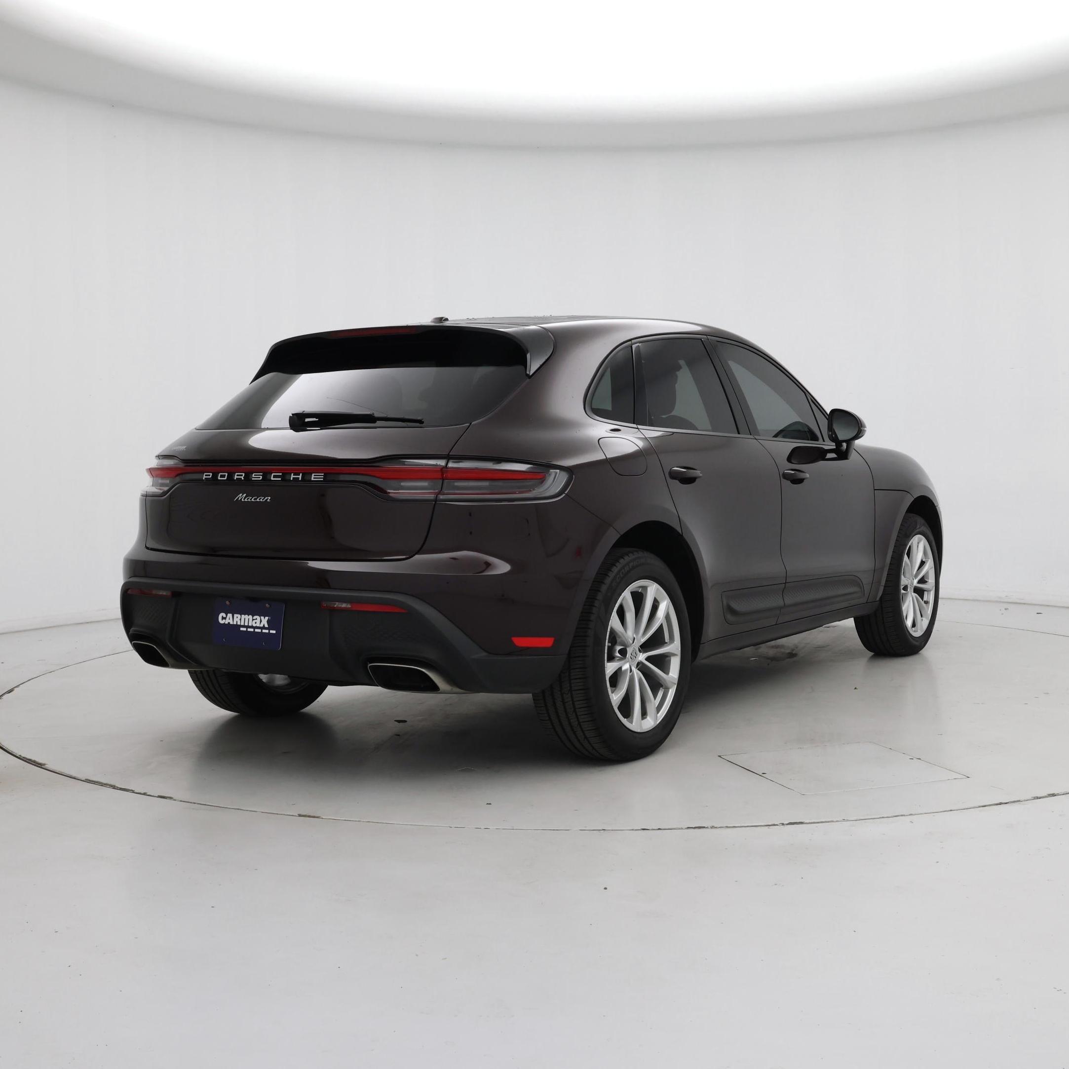 Thumbnail: 2023 Porsche Macan - 8