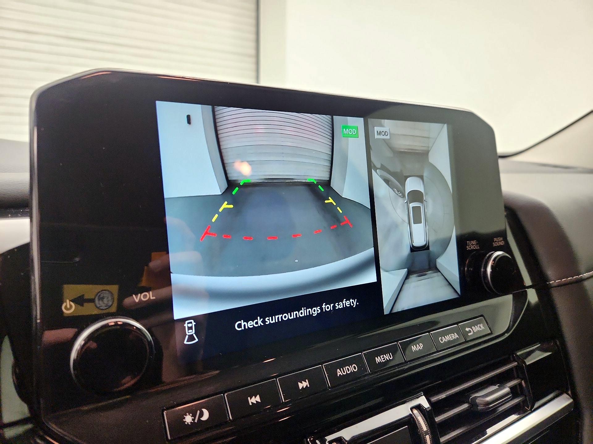 Thumbnail: 2023 Nissan Pathfinder - 14