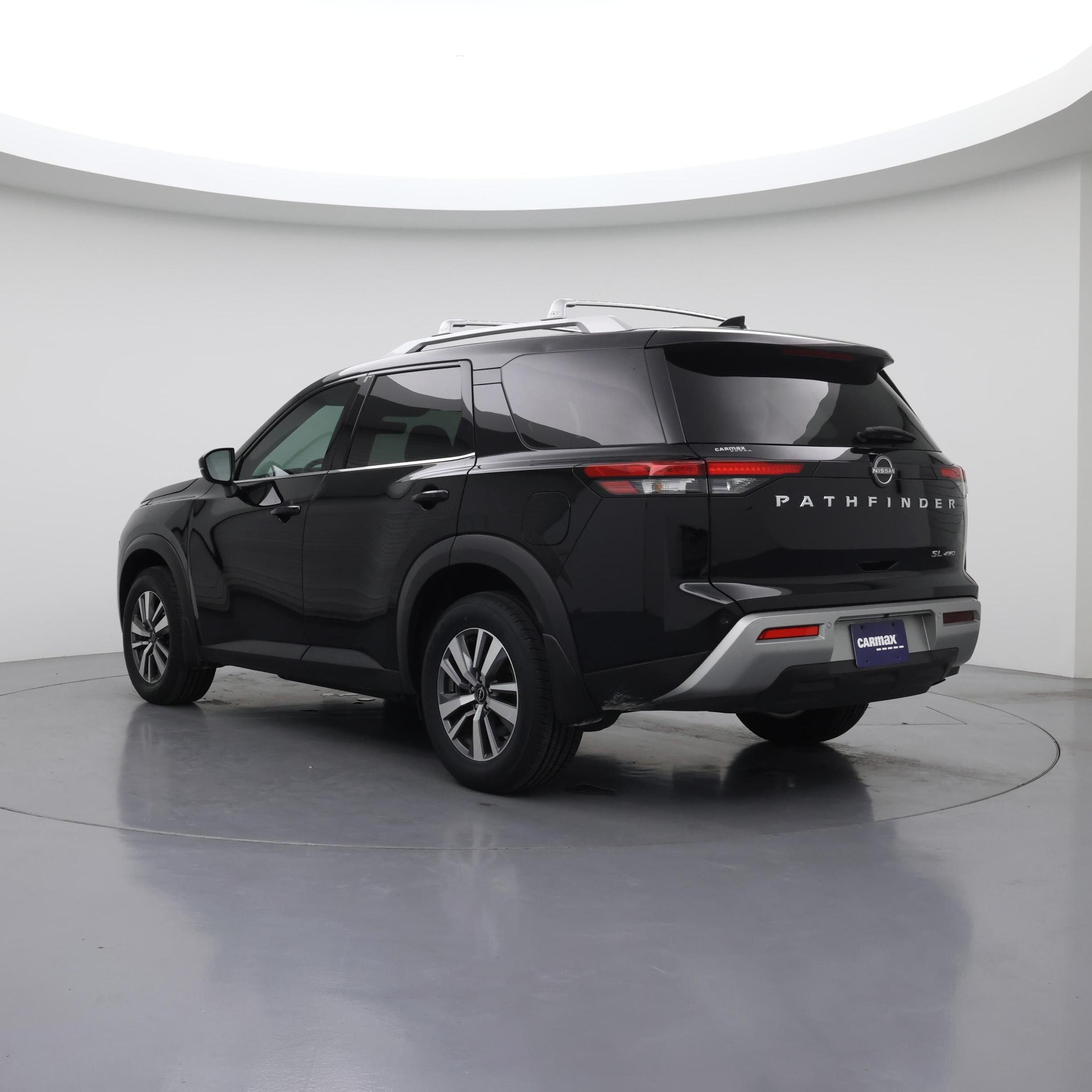 Thumbnail: 2023 Nissan Pathfinder - 2