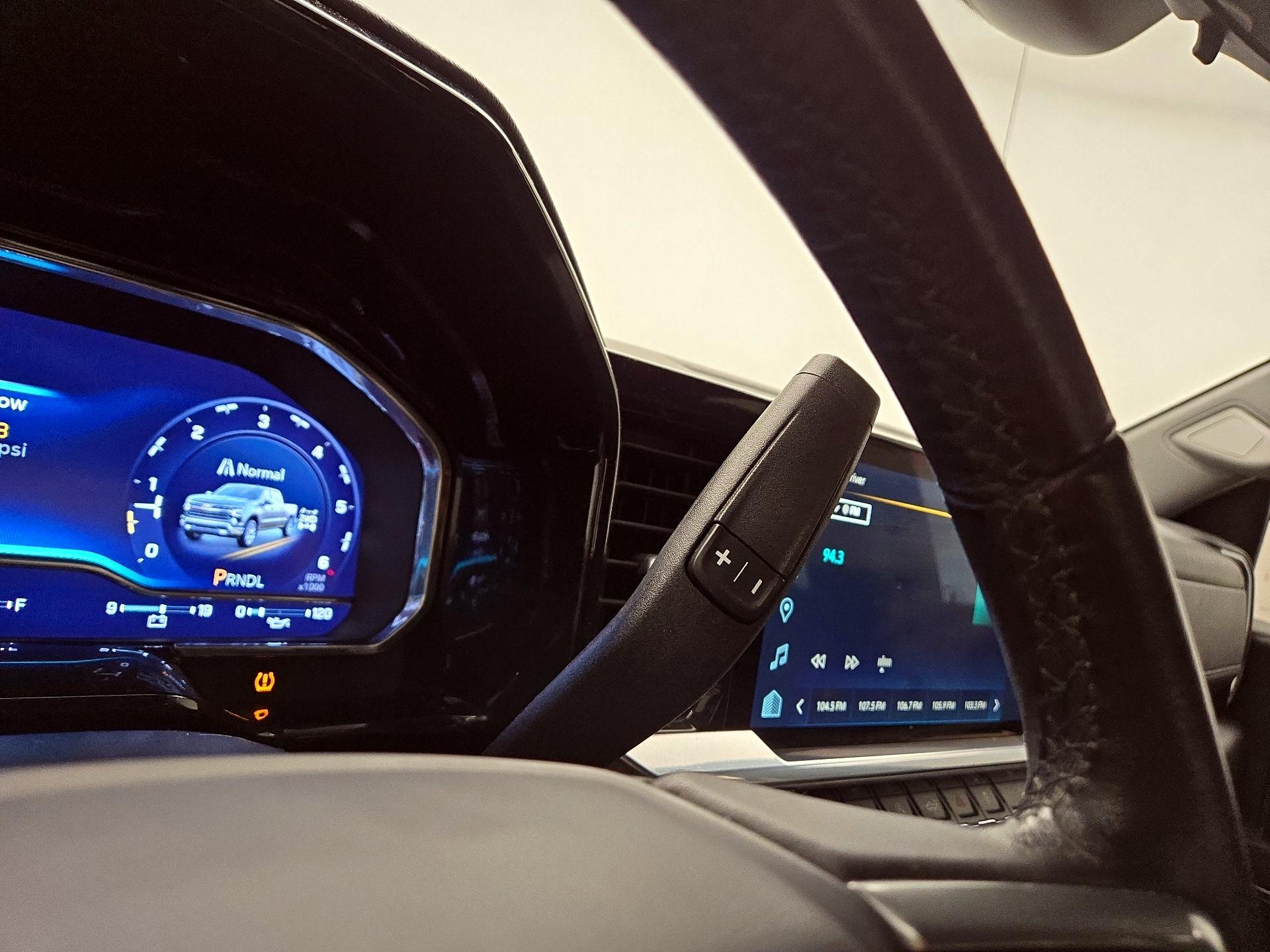 Thumbnail: 2022 Chevrolet Silverado 1500 - 17