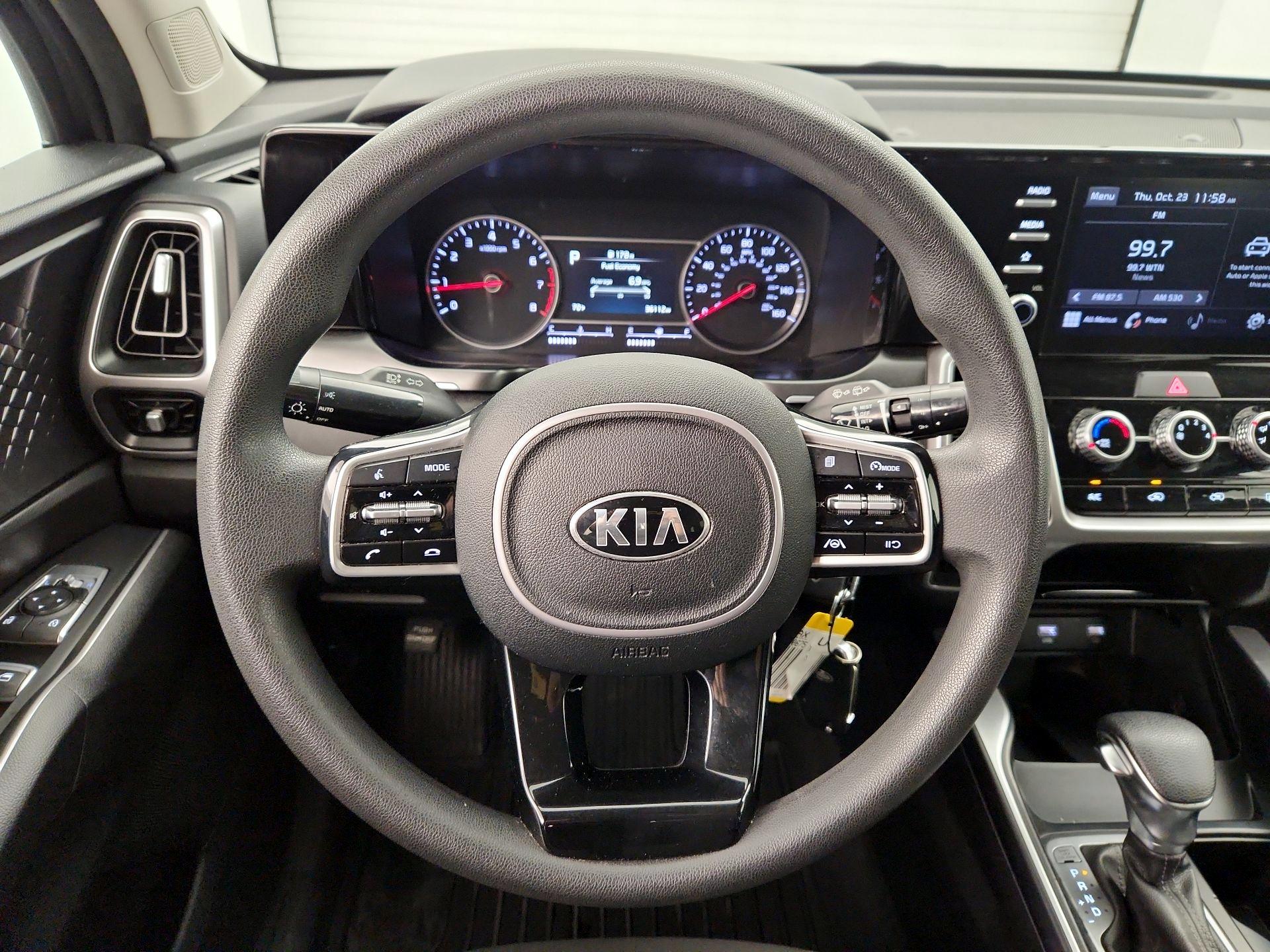 Thumbnail: 2021 Kia Sorento - 10