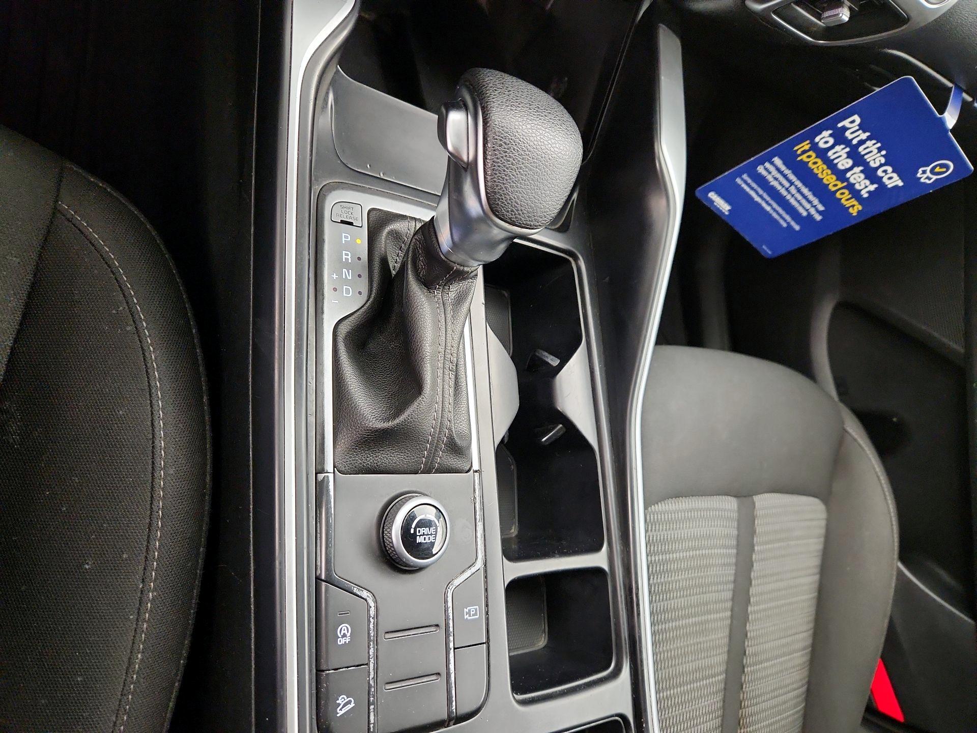 Thumbnail: 2021 Kia Sorento - 17