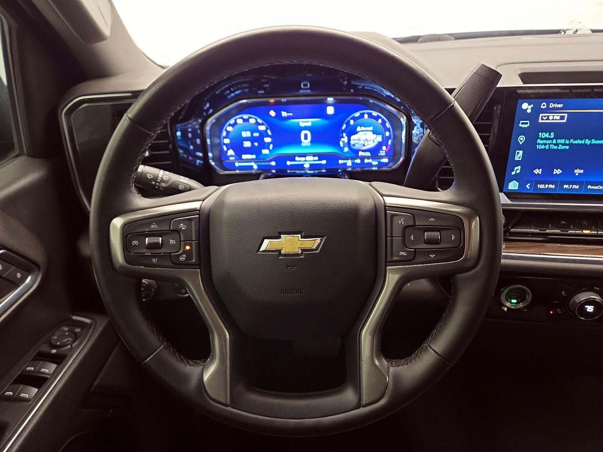 Thumbnail: 2023 Chevrolet Silverado 1500 - 10