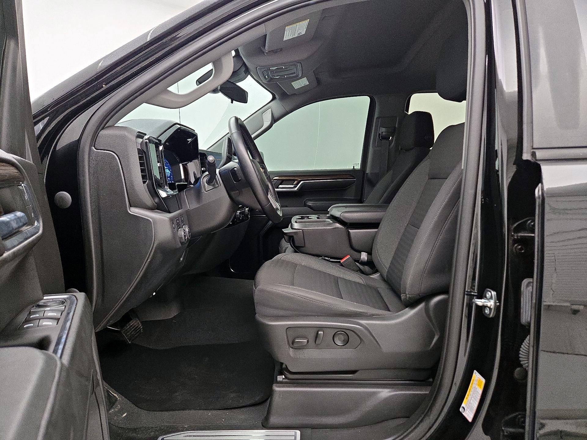 Thumbnail: 2023 Chevrolet Silverado 1500 - 11