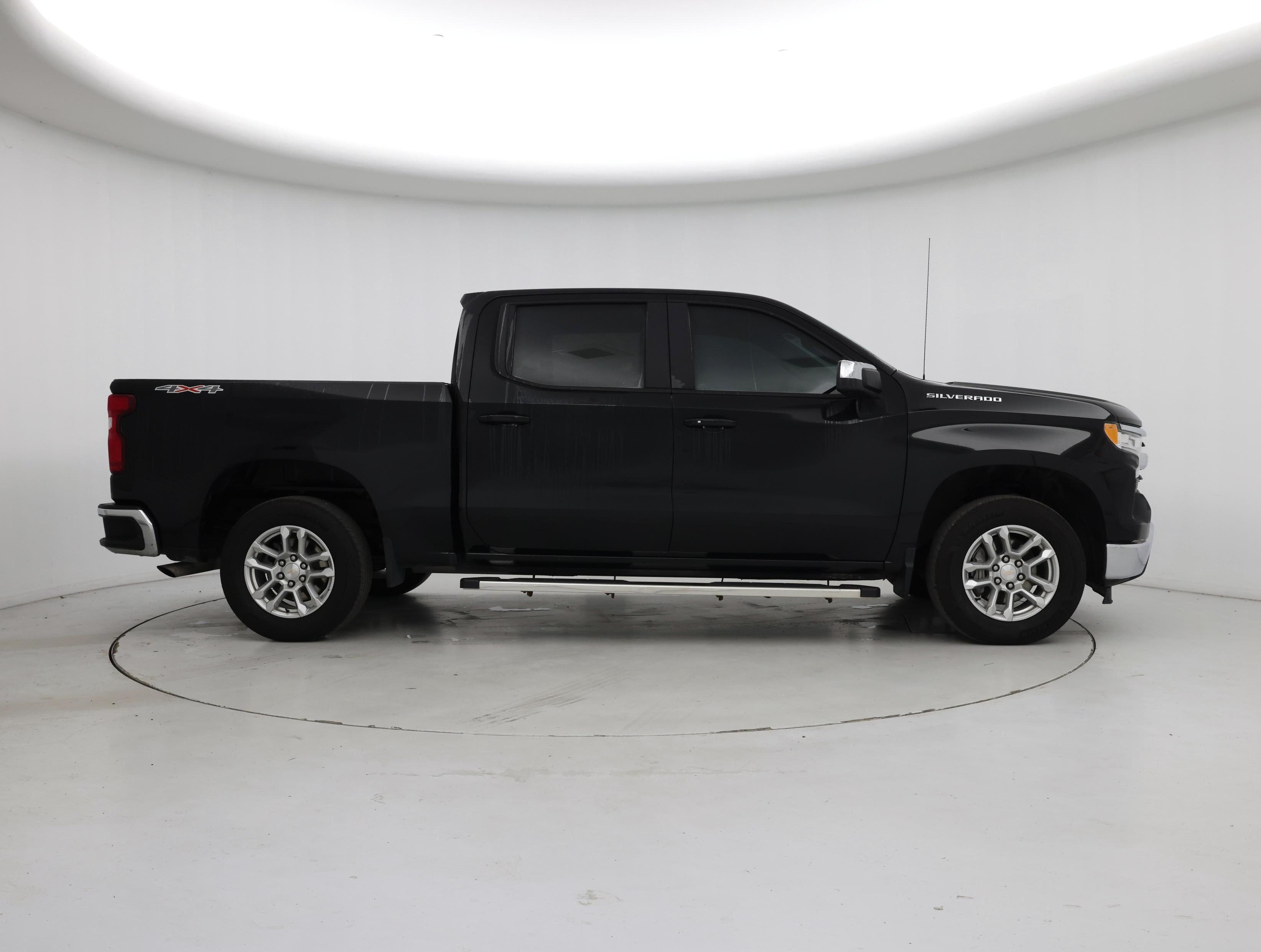 Thumbnail: 2023 Chevrolet Silverado 1500 - 7