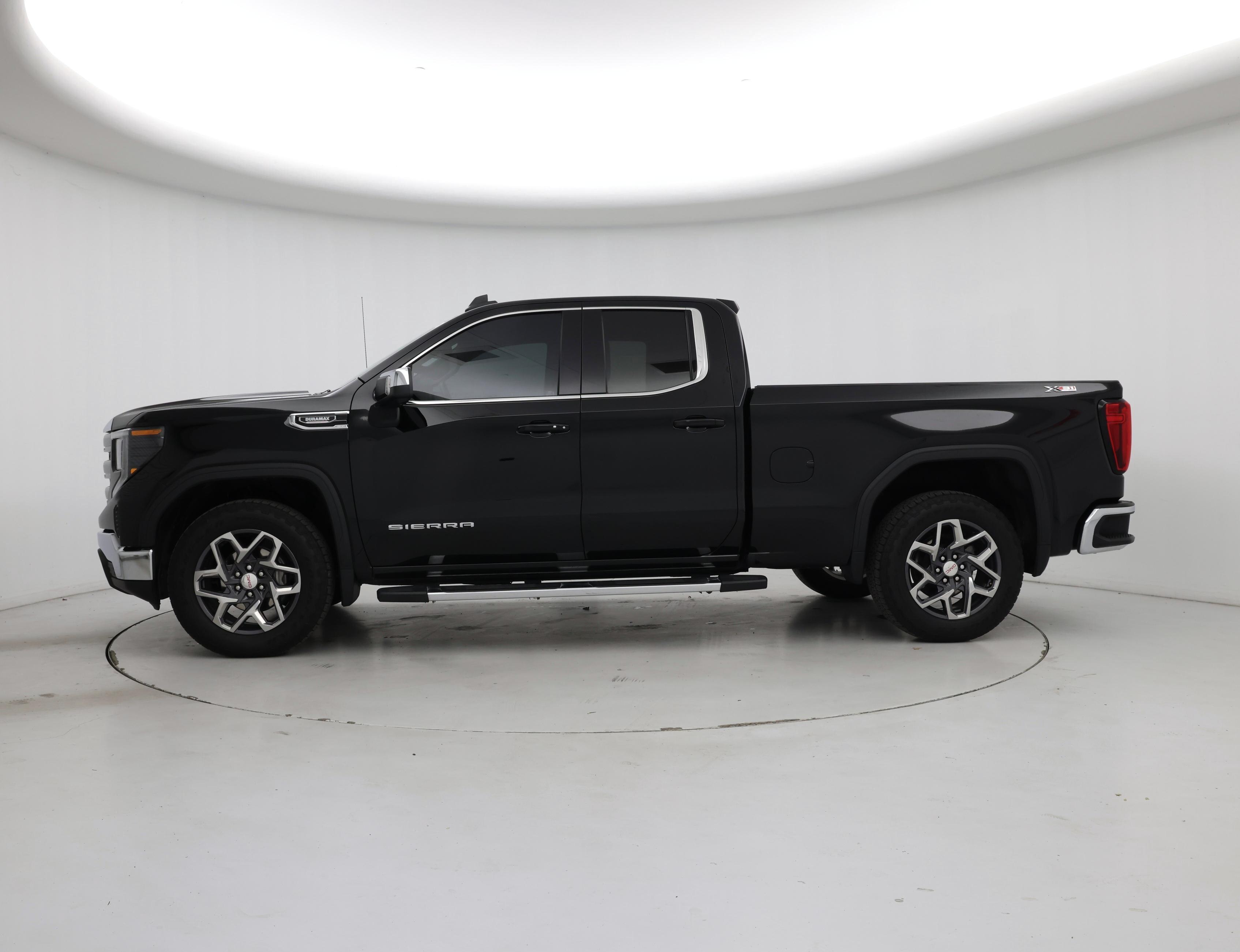 Thumbnail: 2023 GMC Sierra 1500 - 3