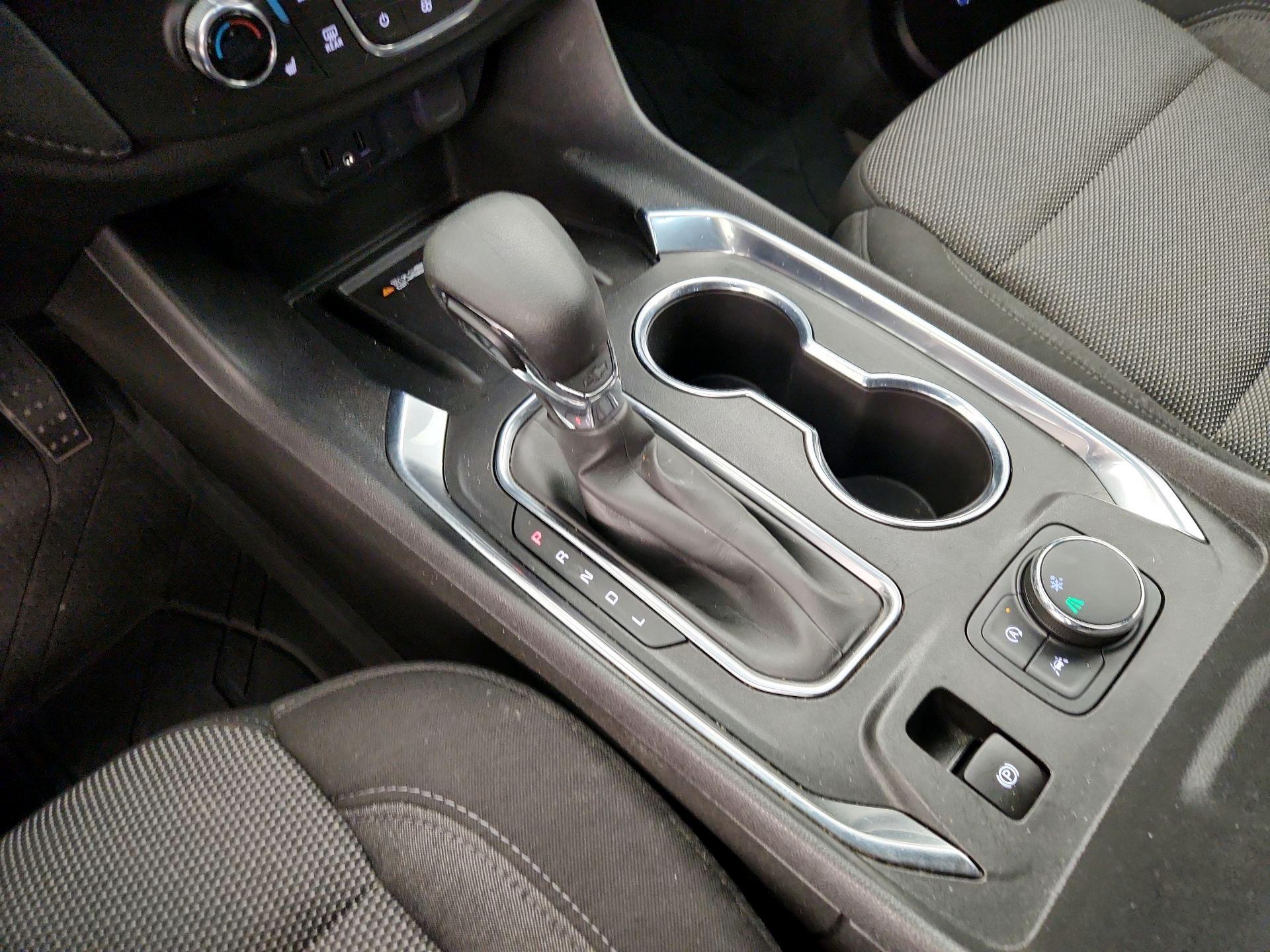 Thumbnail: 2023 Chevrolet Traverse - 17