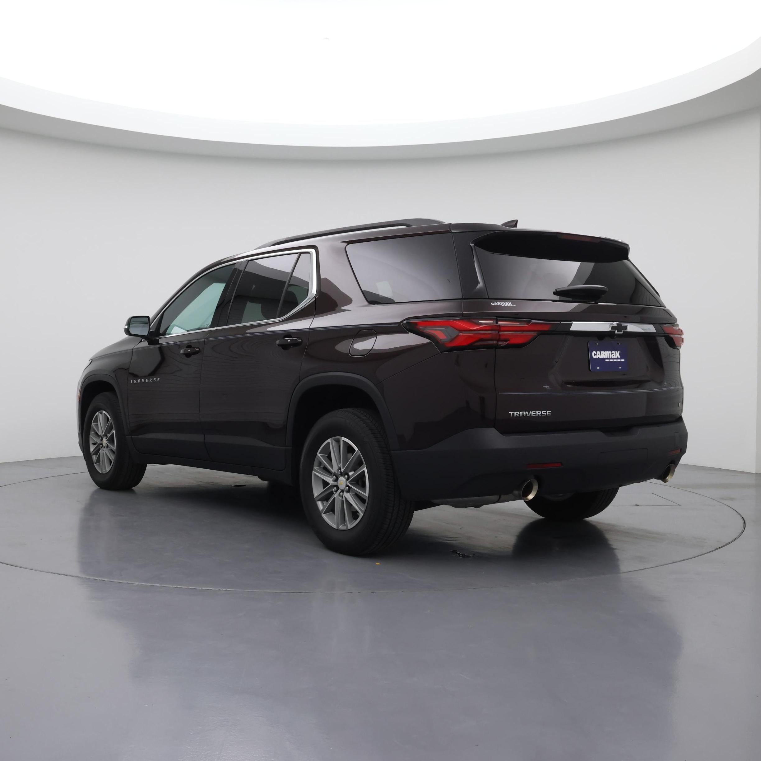Thumbnail: 2023 Chevrolet Traverse - 2