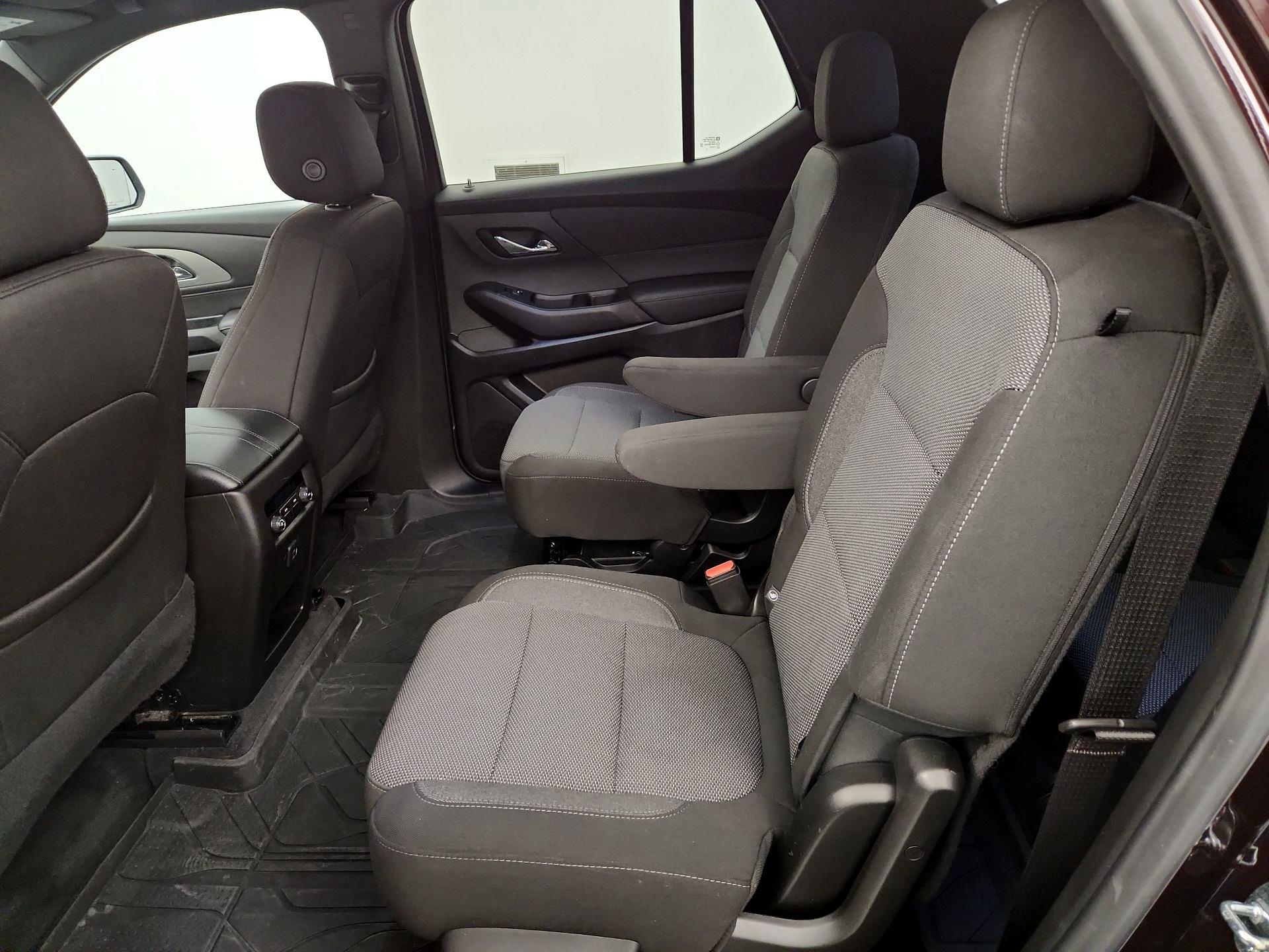 Thumbnail: 2023 Chevrolet Traverse - 19
