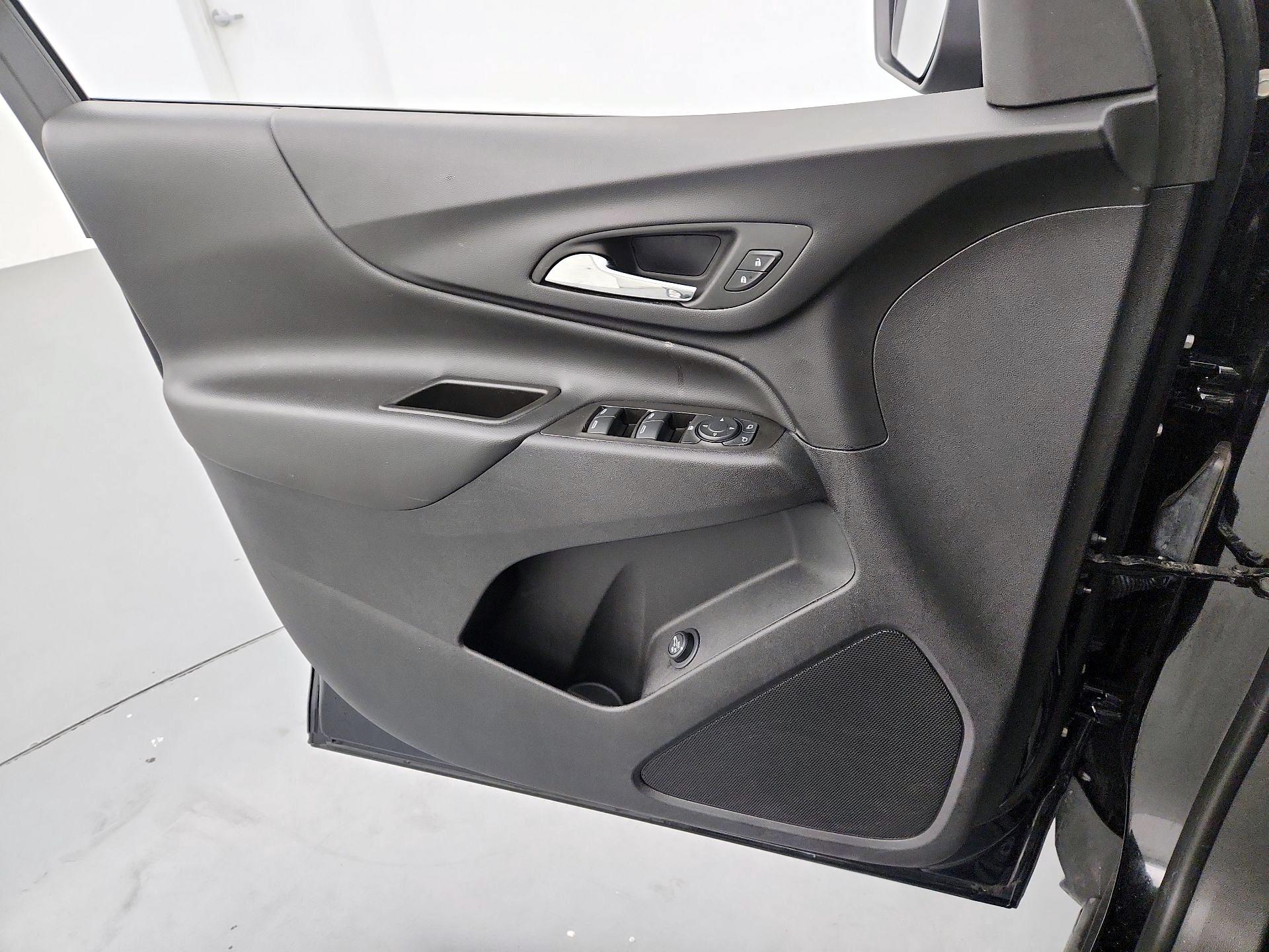 Thumbnail: 2023 Chevrolet Equinox - 12