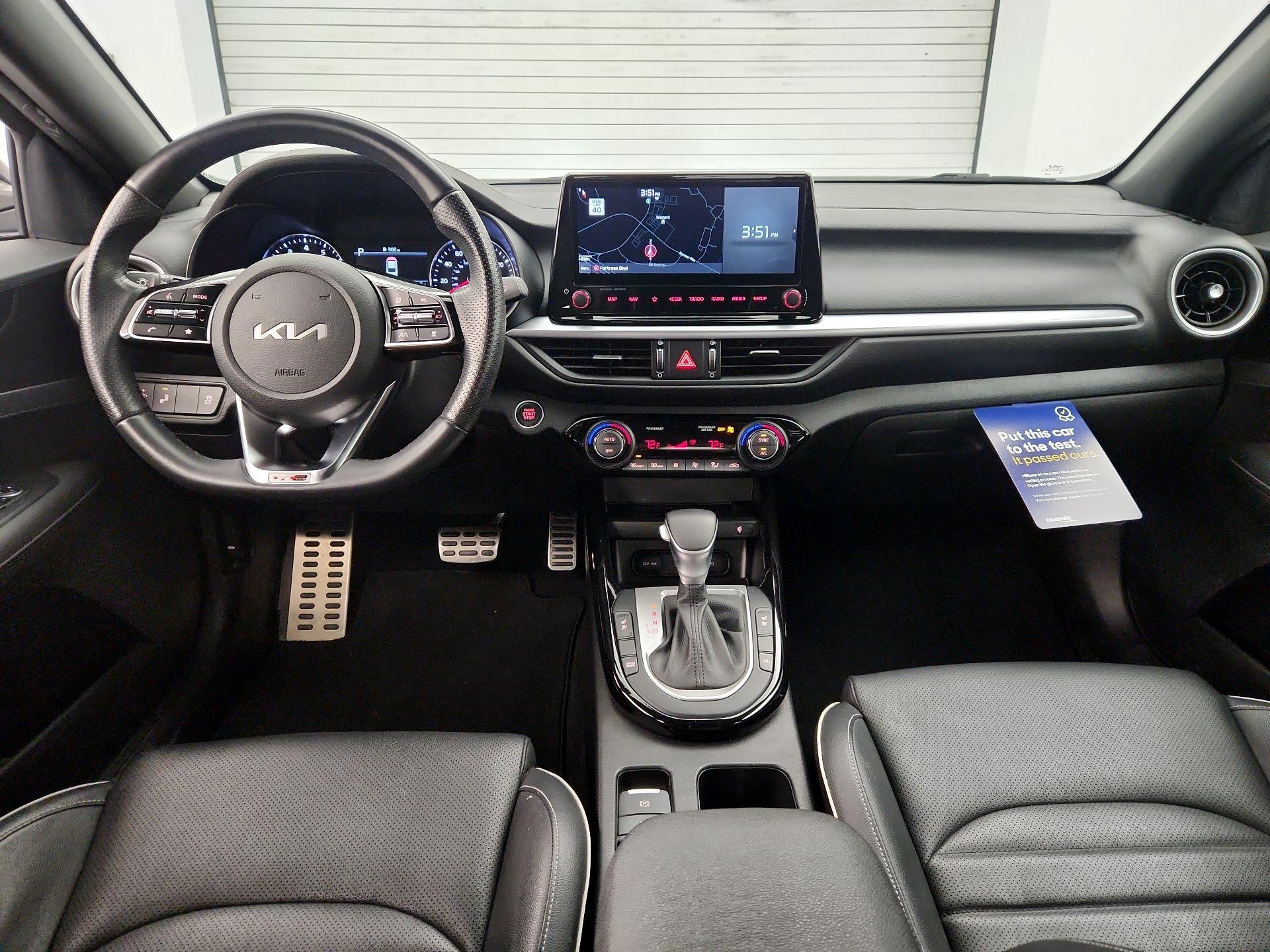 Thumbnail: 2022 Kia Forte - 9