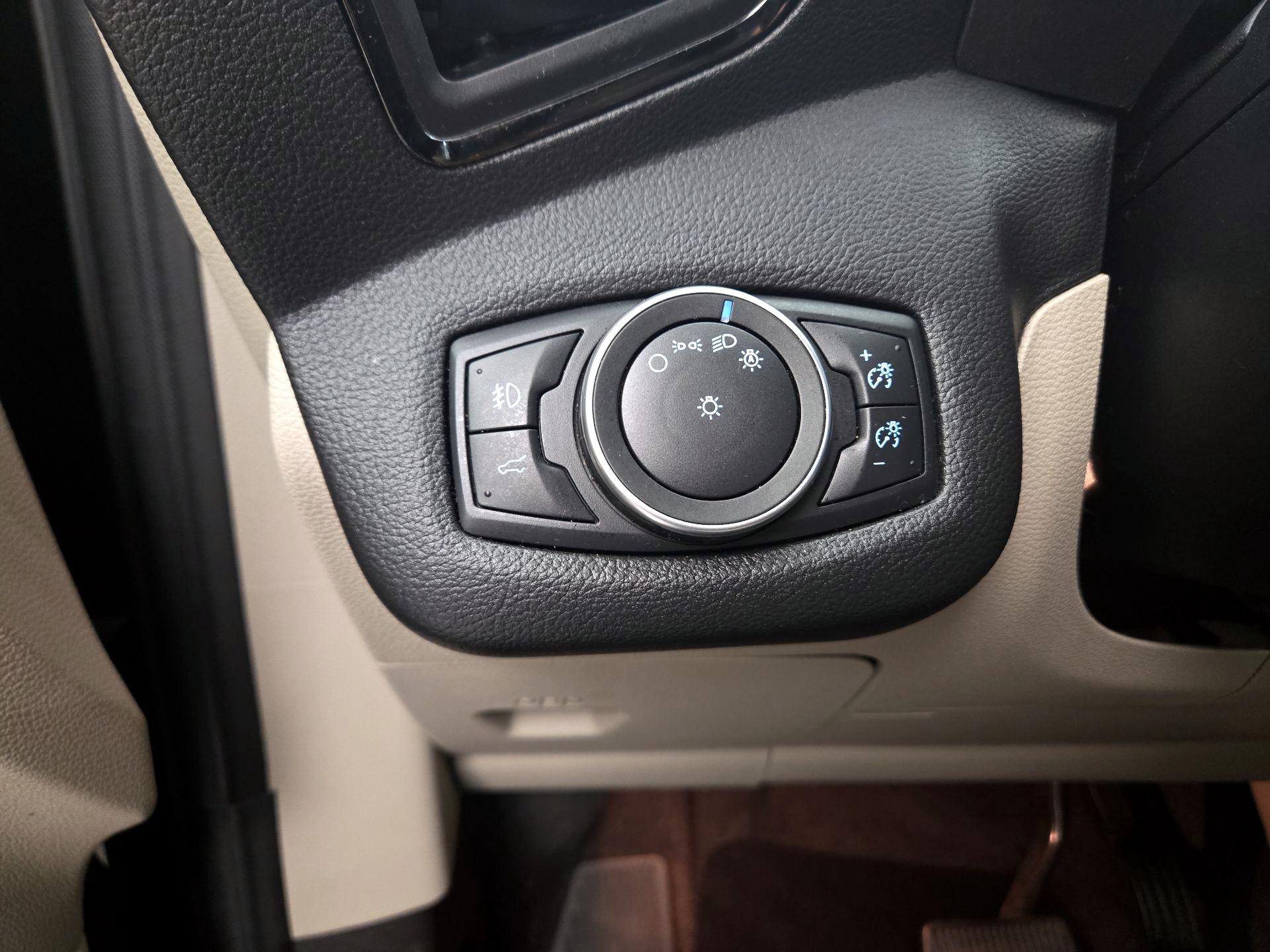 Thumbnail: 2018 Ford Escape - 13