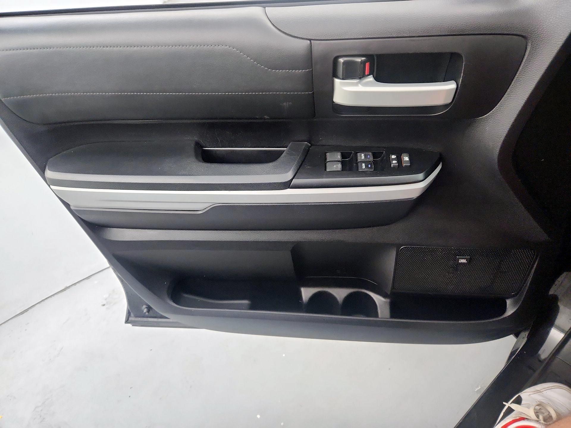 Thumbnail: 2020 Toyota Tundra - 12