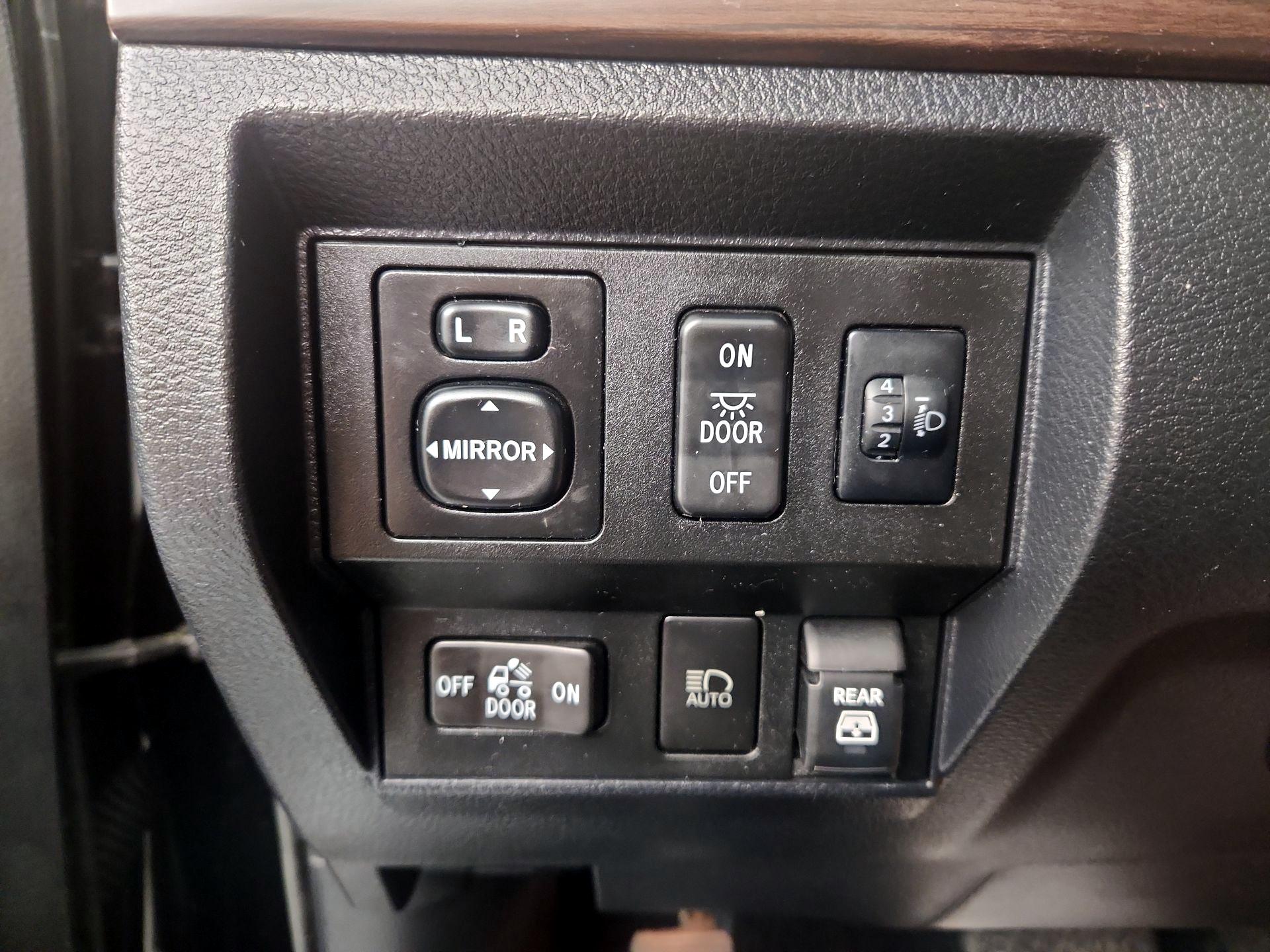 Thumbnail: 2020 Toyota Tundra - 13