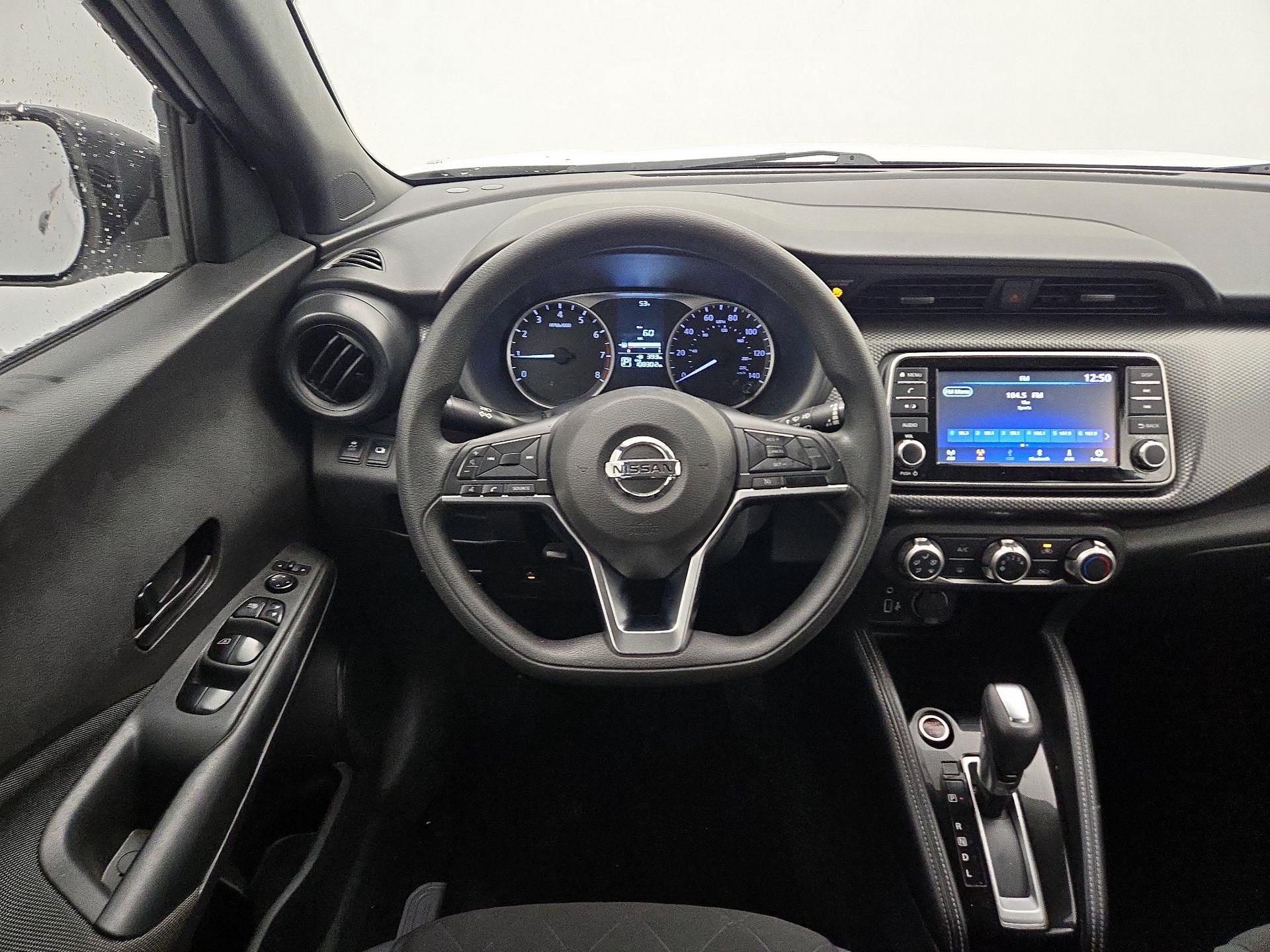 Thumbnail: 2019 Nissan Kicks - 10