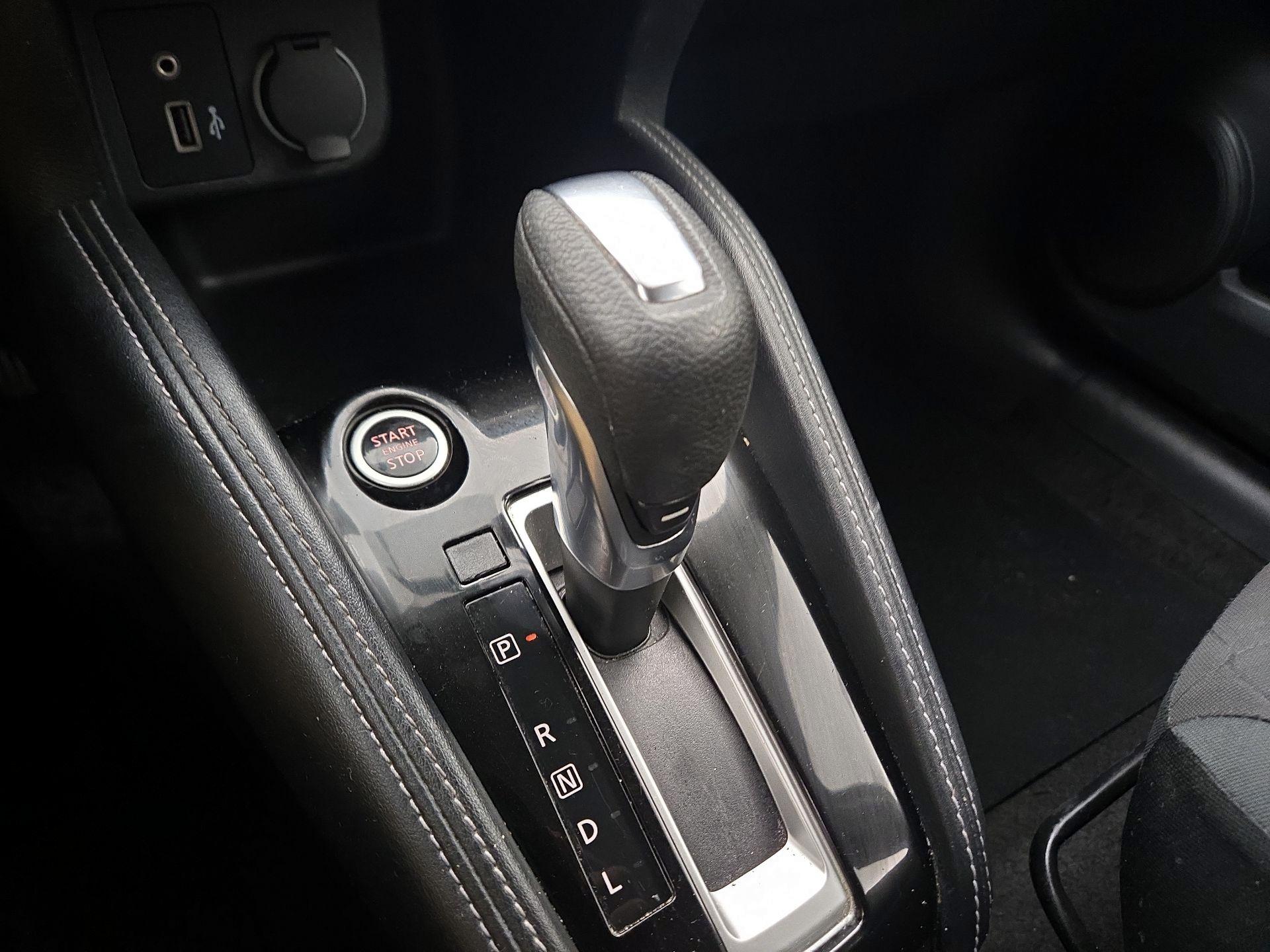 Thumbnail: 2019 Nissan Kicks - 17