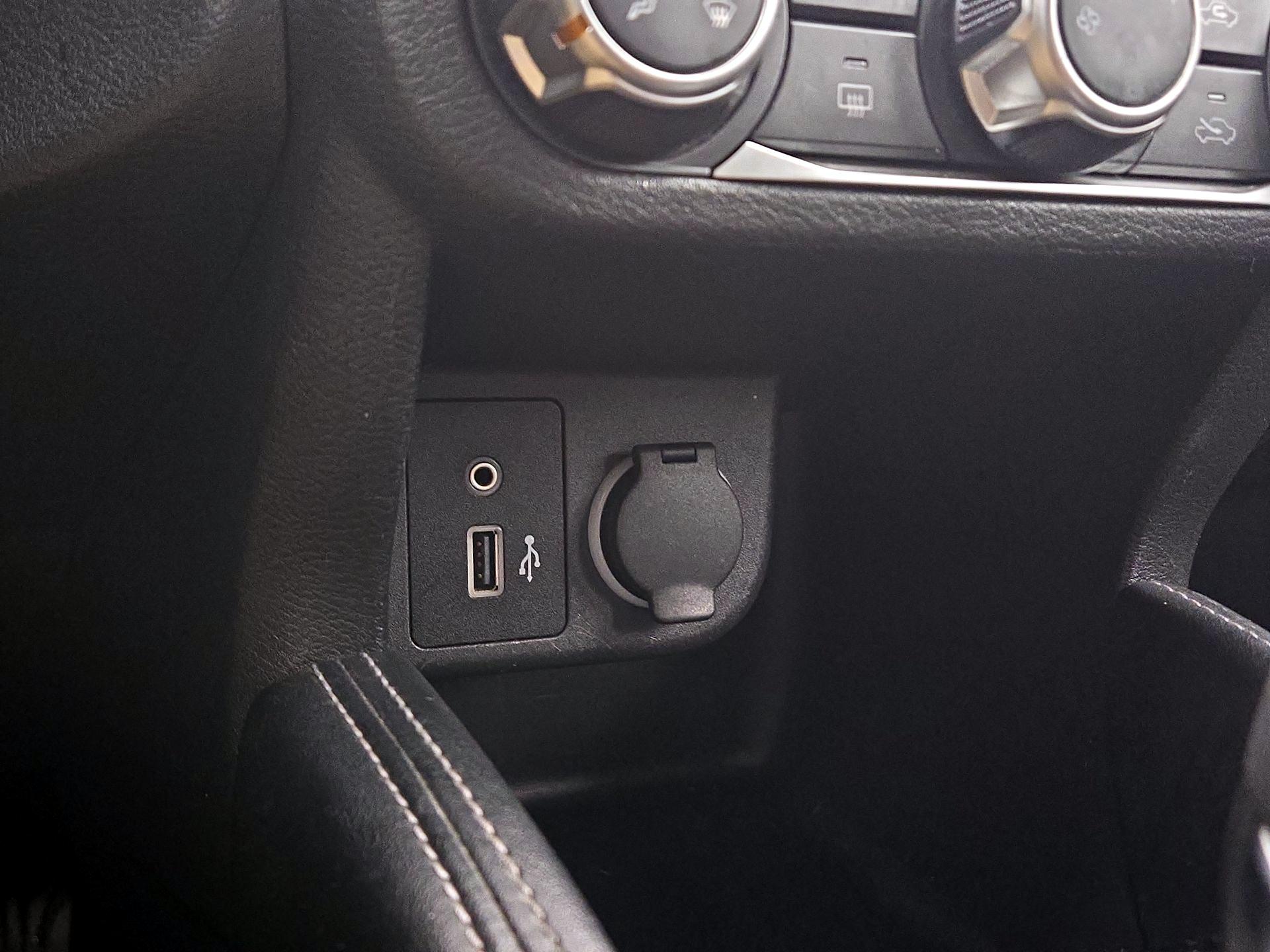 Thumbnail: 2019 Nissan Kicks - 18