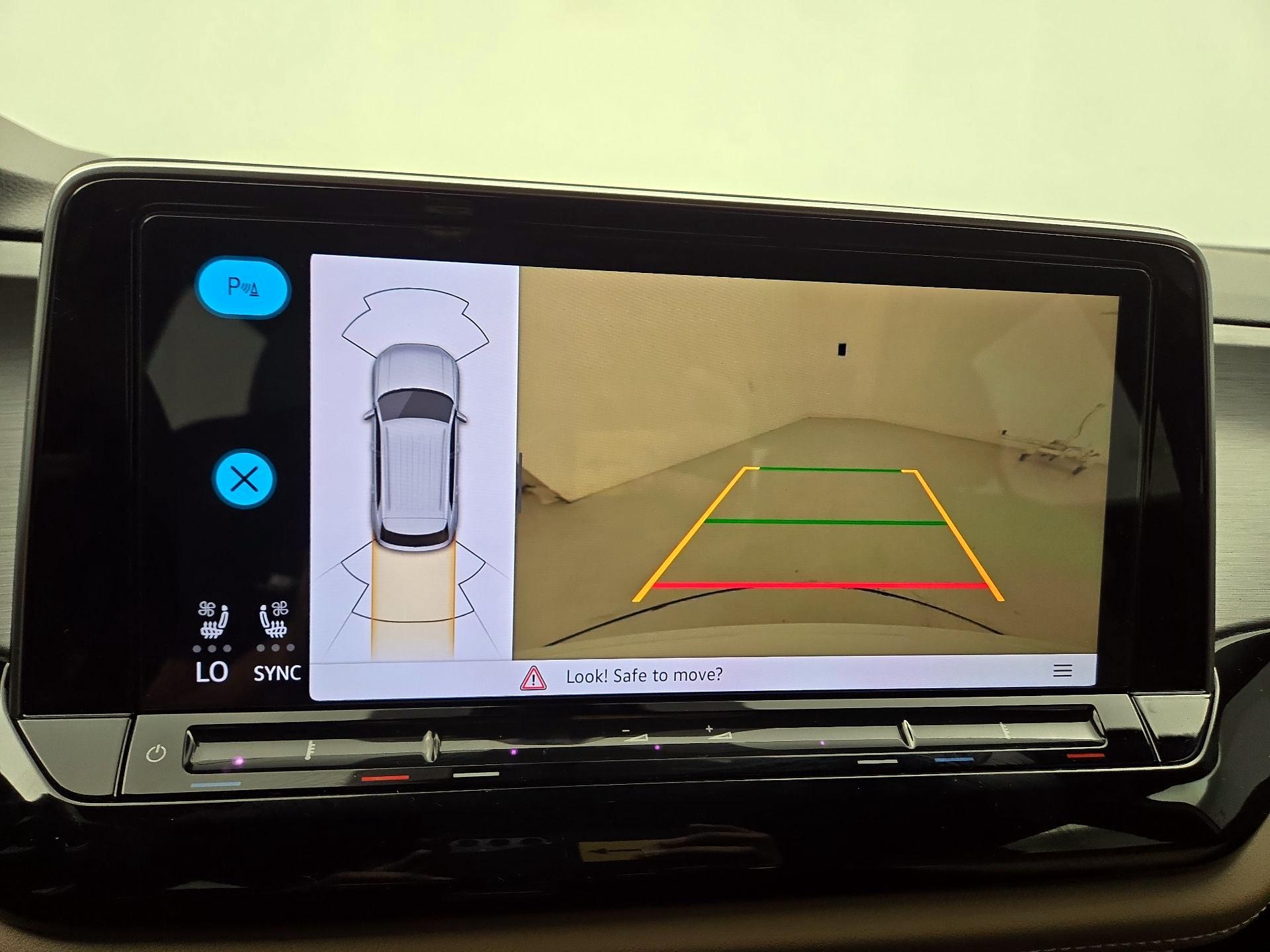 Thumbnail: 2024 Volkswagen Atlas - 14