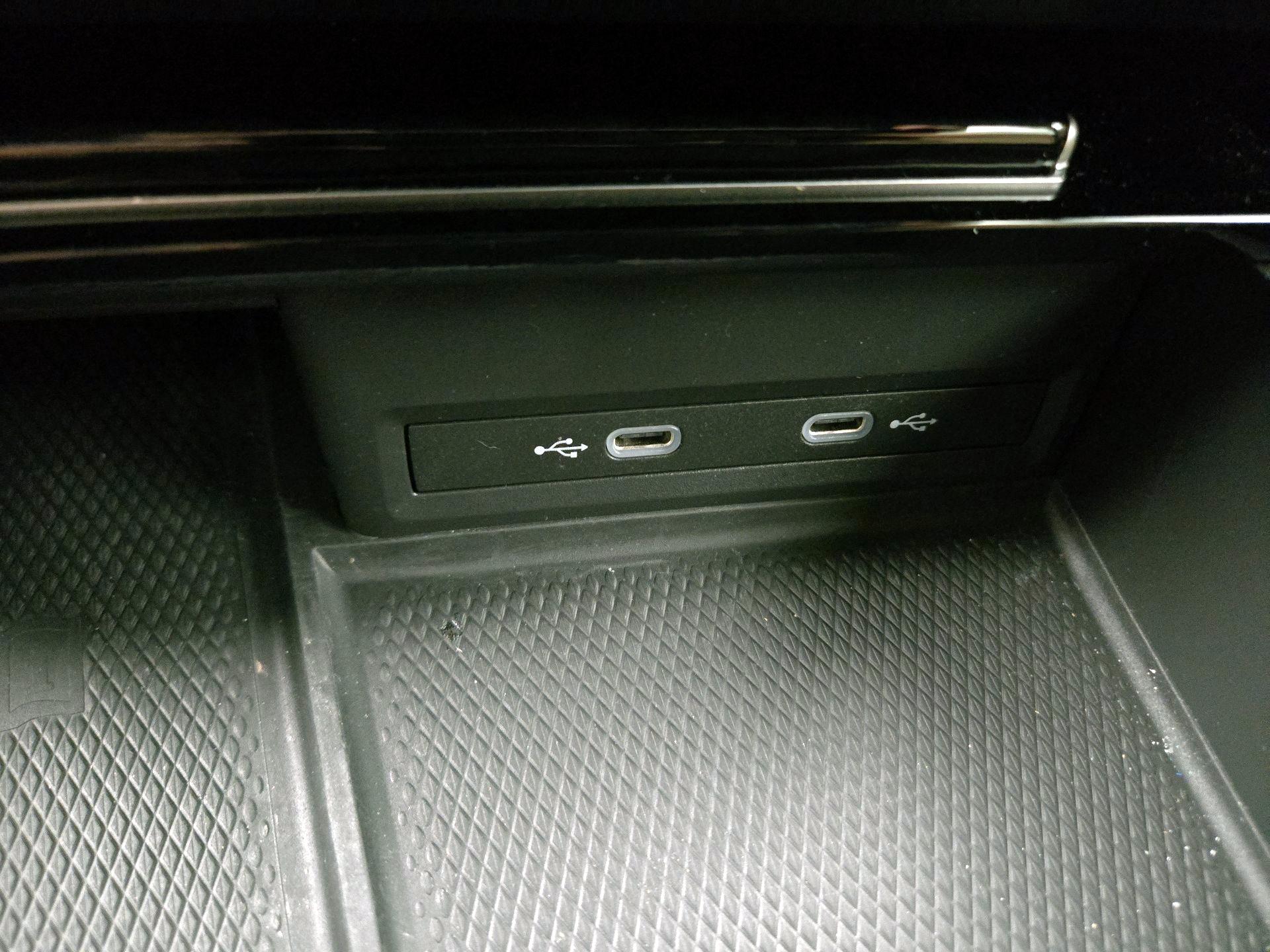 Thumbnail: 2024 Volkswagen Atlas - 18