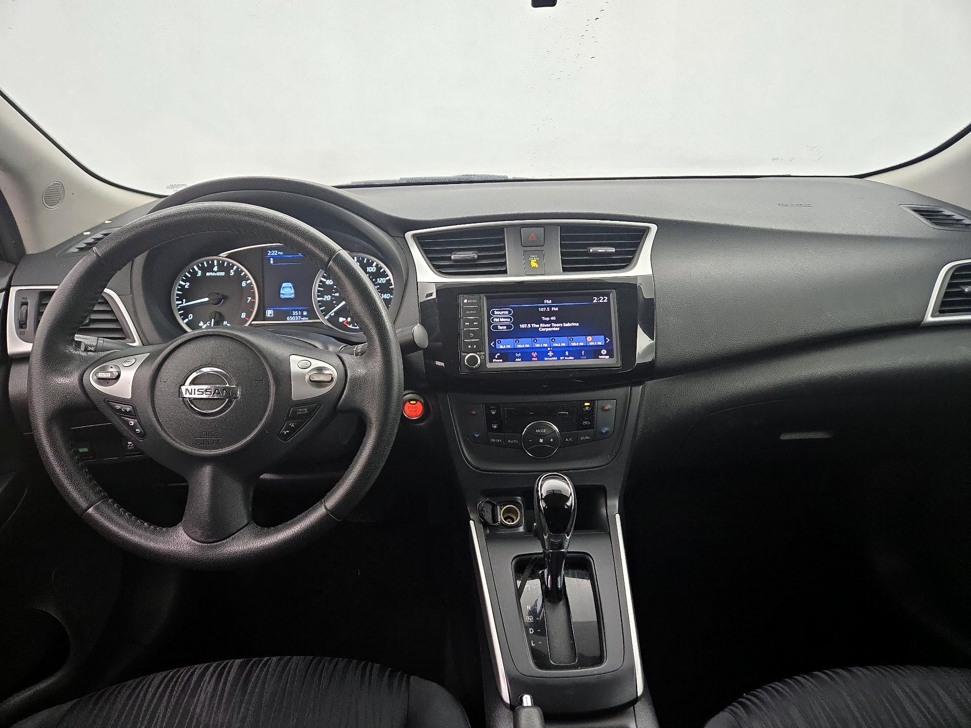 Thumbnail: 2019 Nissan Sentra - 9