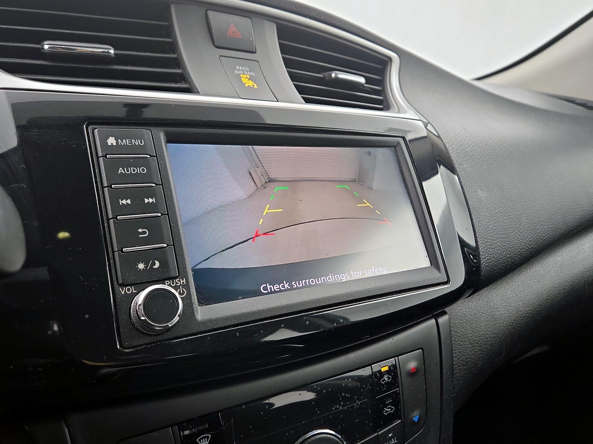 Thumbnail: 2019 Nissan Sentra - 14