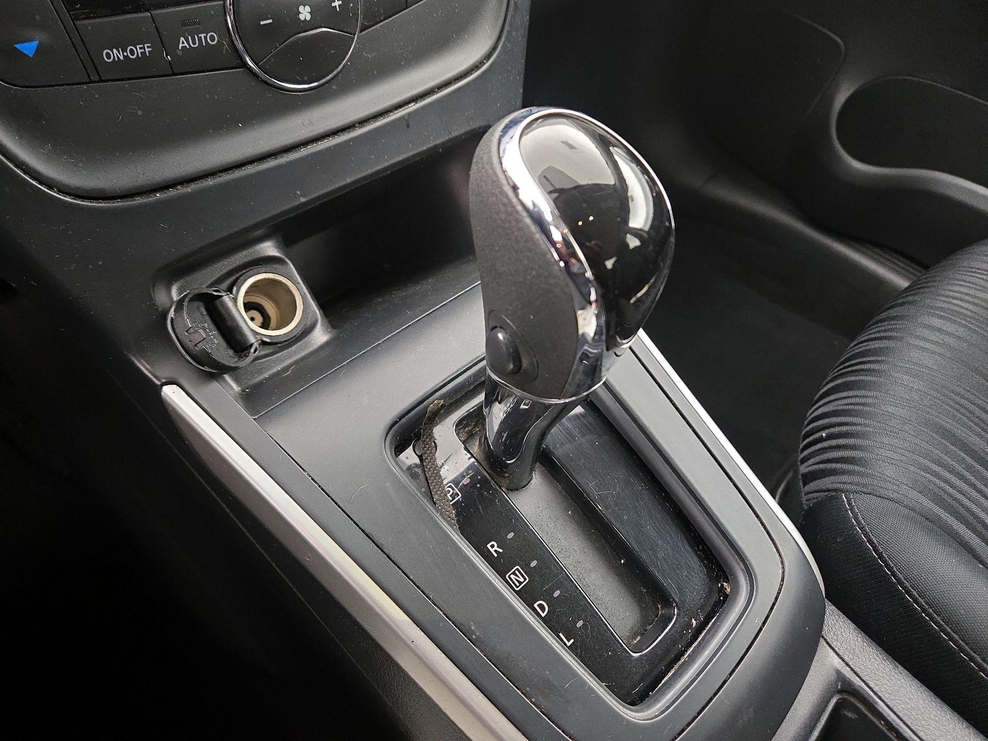 Thumbnail: 2019 Nissan Sentra - 17