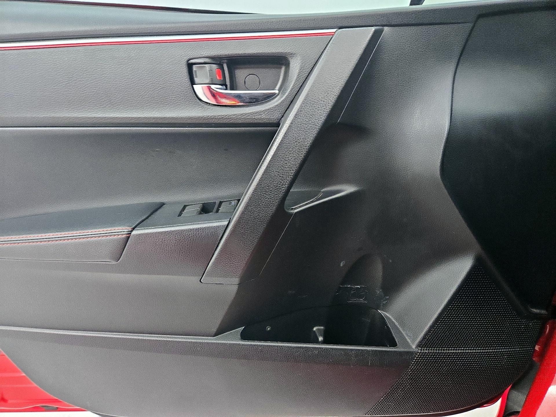 Thumbnail: 2016 Toyota Corolla - 12