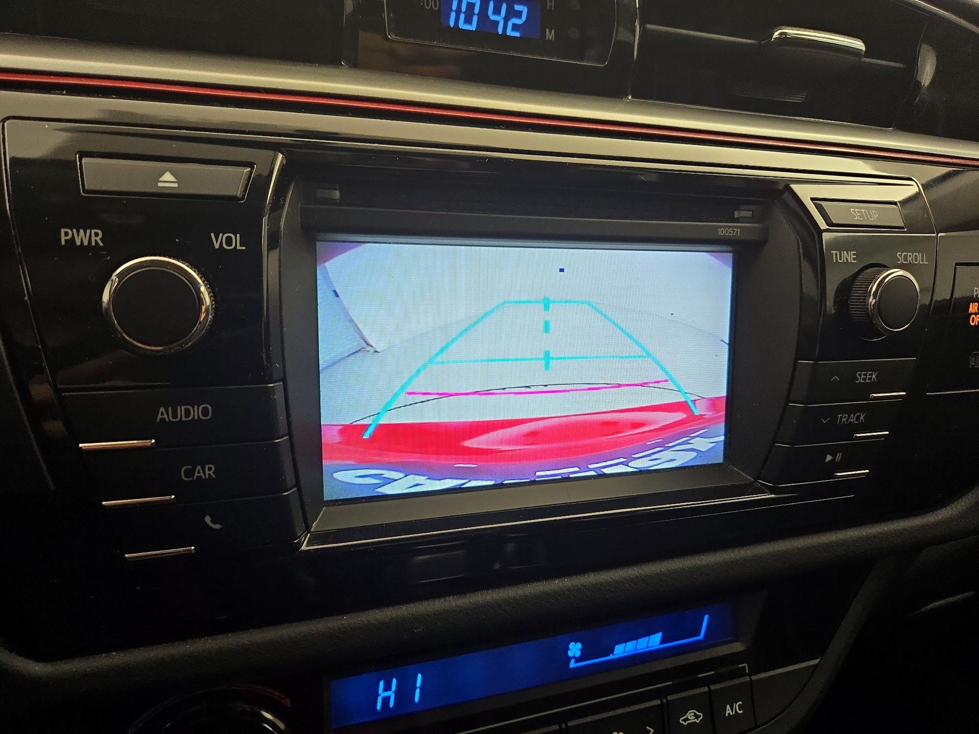 Thumbnail: 2016 Toyota Corolla - 14