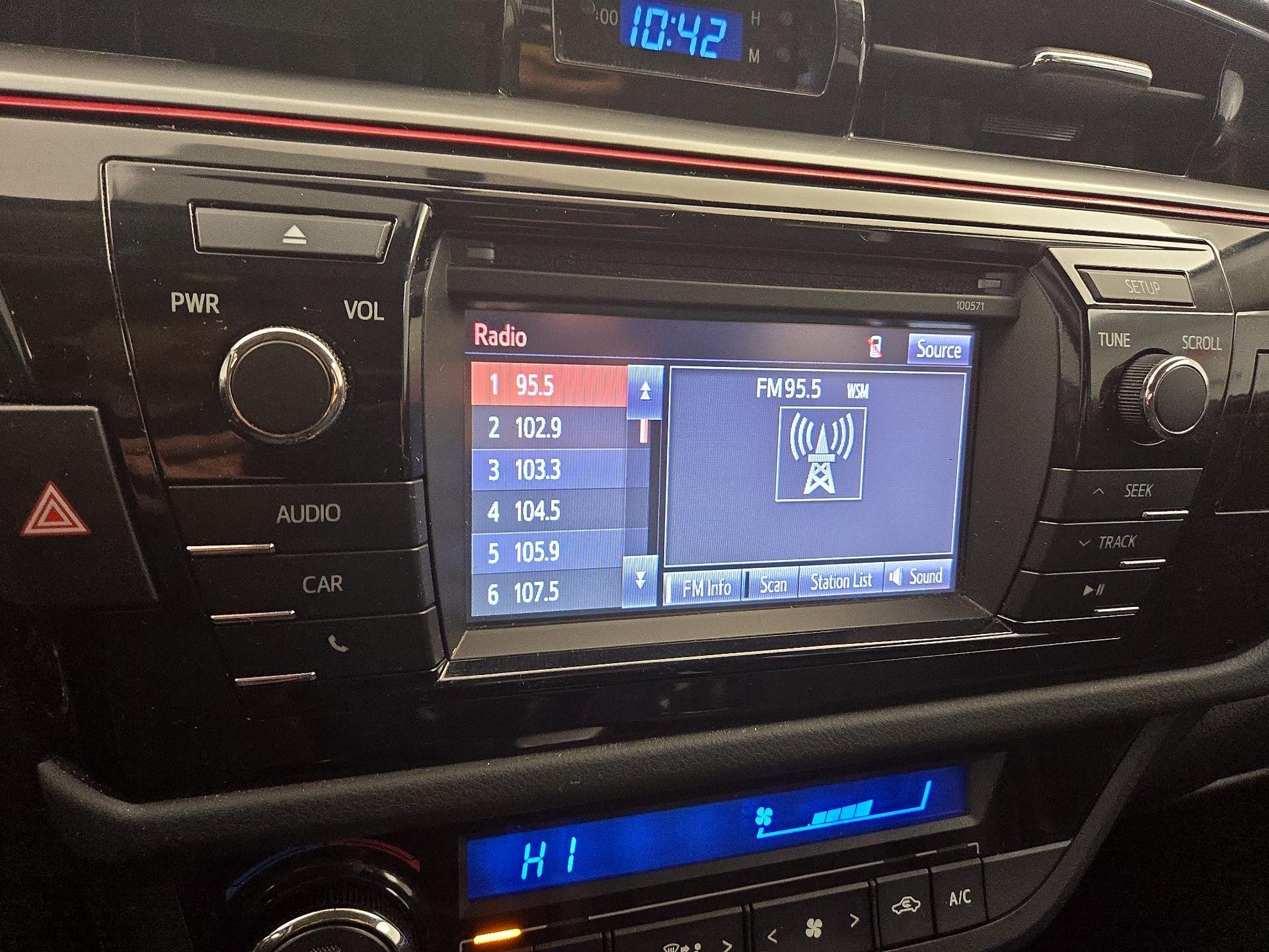 Thumbnail: 2016 Toyota Corolla - 15