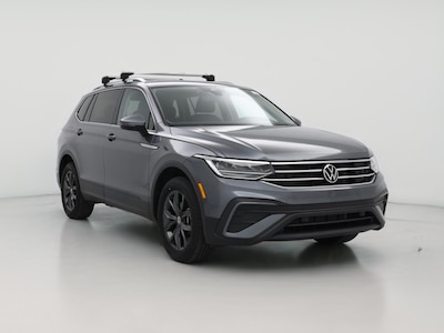 Gray 2022 Volkswagen Tiguan SE