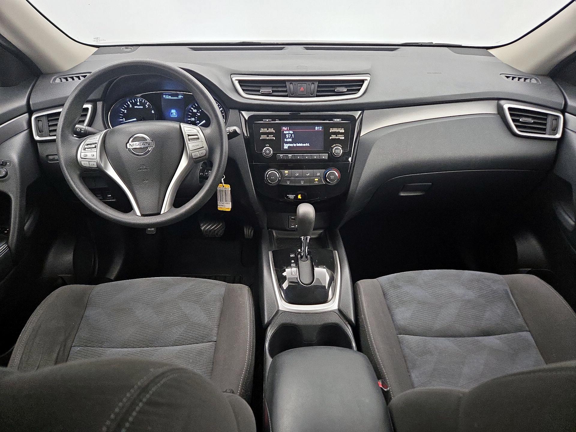 Thumbnail: 2016 Nissan Rogue - 9