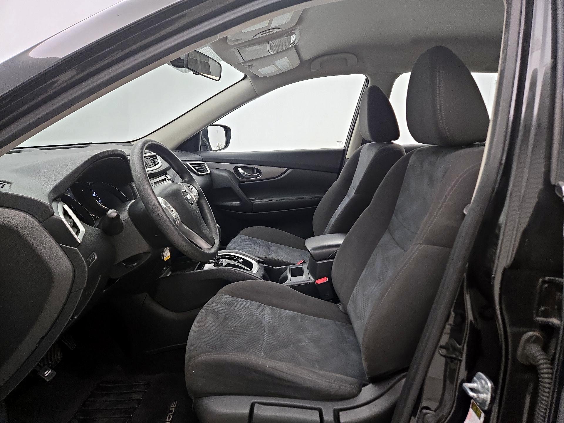 Thumbnail: 2016 Nissan Rogue - 11
