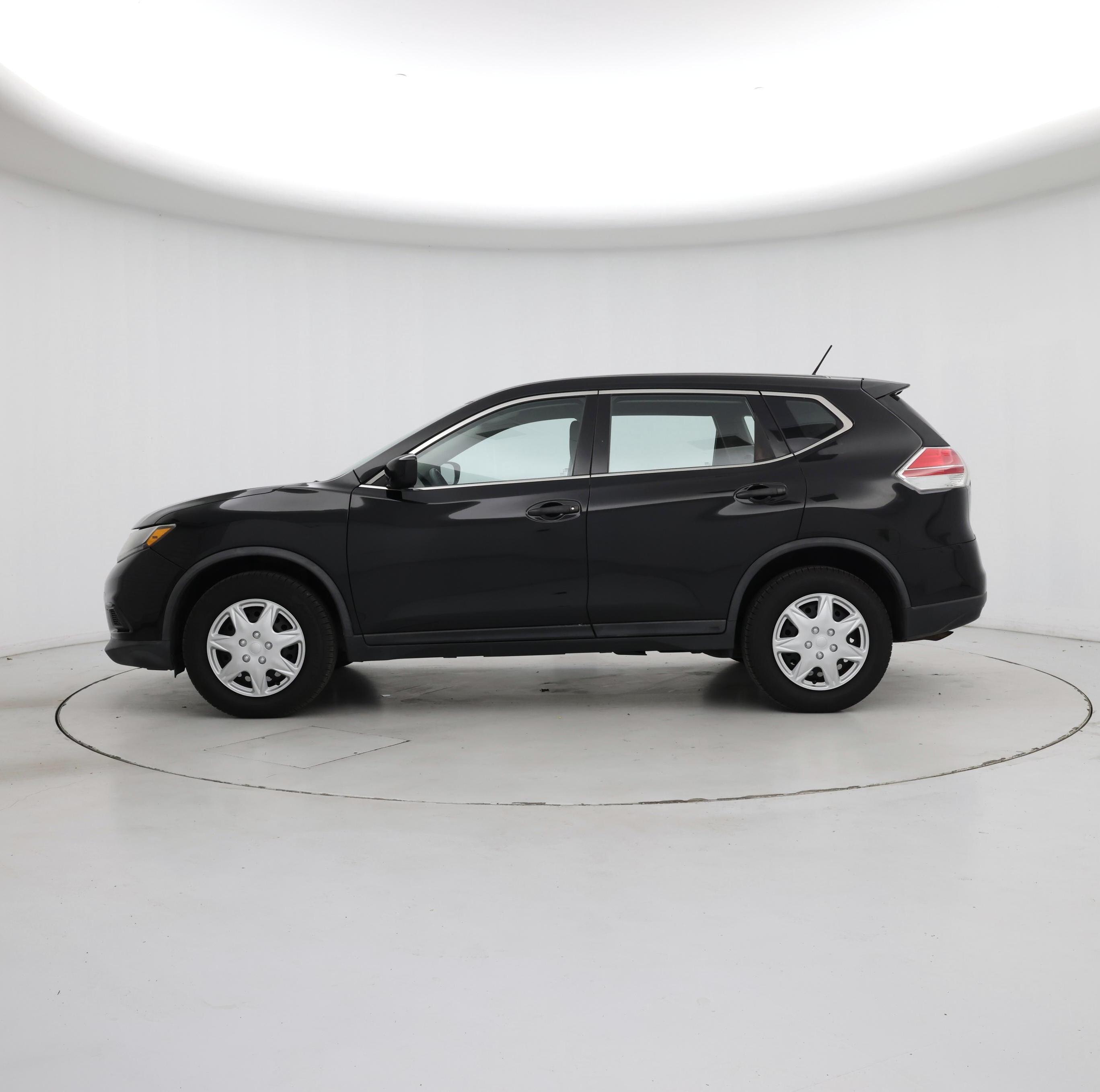 Thumbnail: 2016 Nissan Rogue - 3