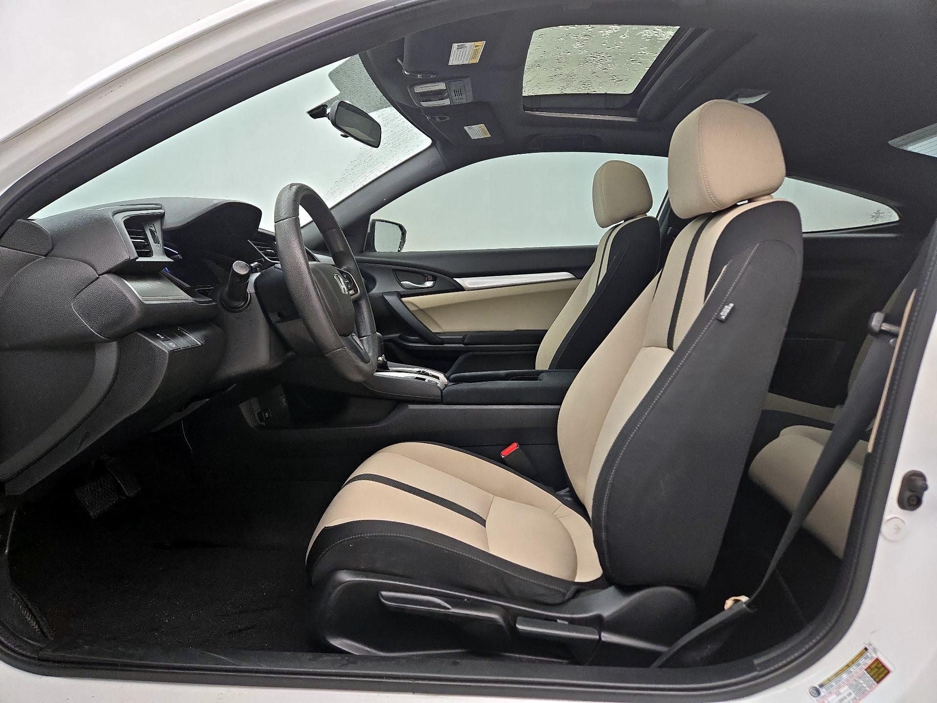 Thumbnail: 2016 Honda Civic - 11