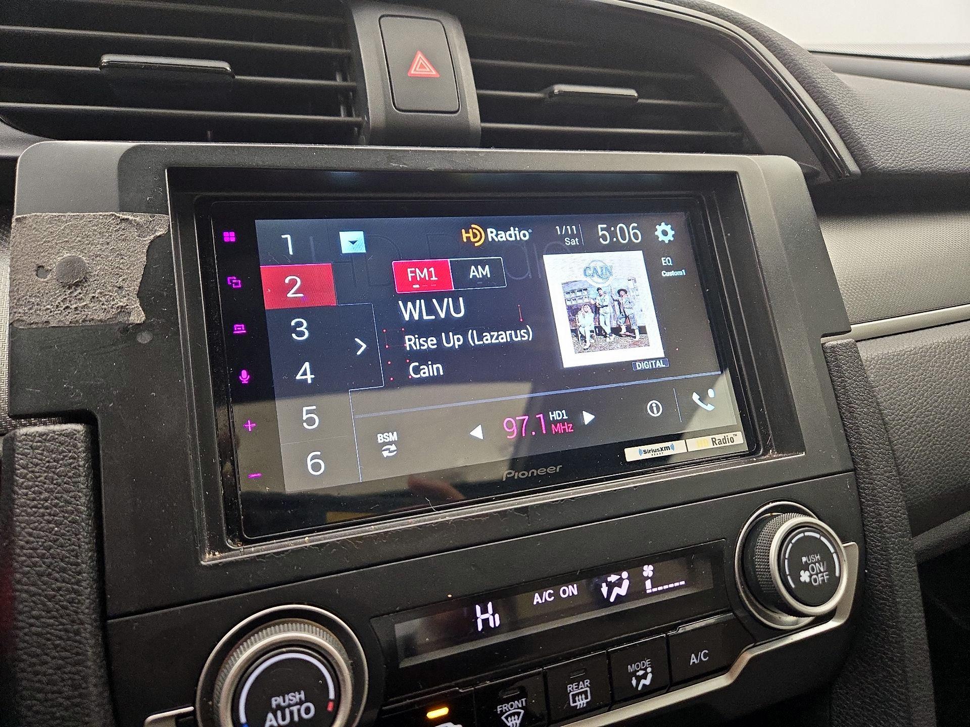 Thumbnail: 2016 Honda Civic - 15