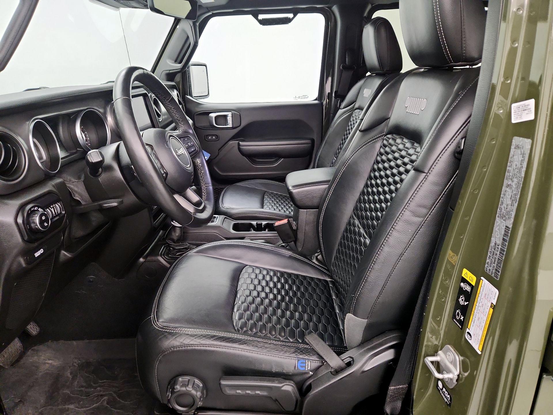 Thumbnail: 2021 Jeep Gladiator - 11