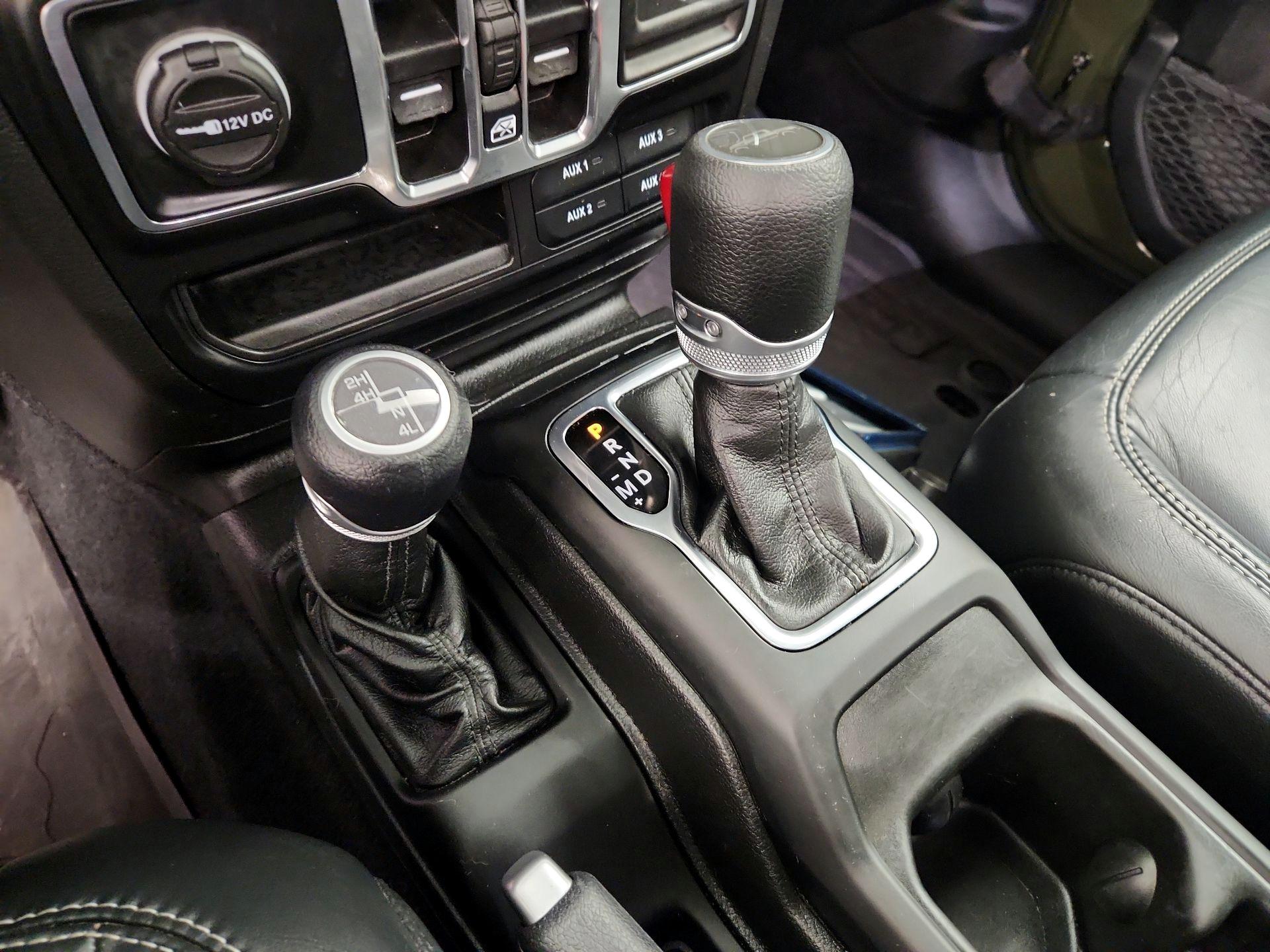 Thumbnail: 2021 Jeep Gladiator - 18