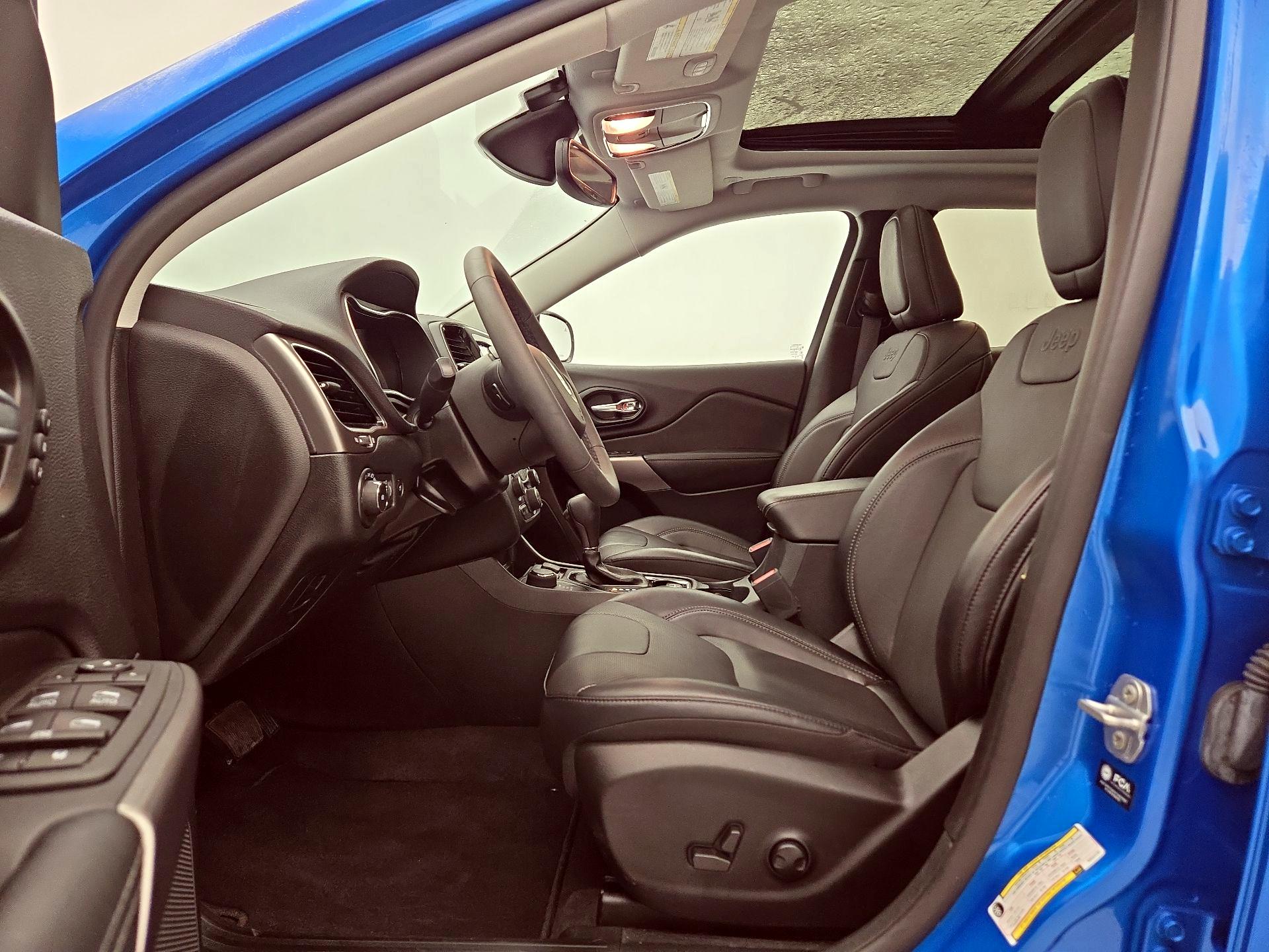 Thumbnail: 2022 Jeep Cherokee - 11