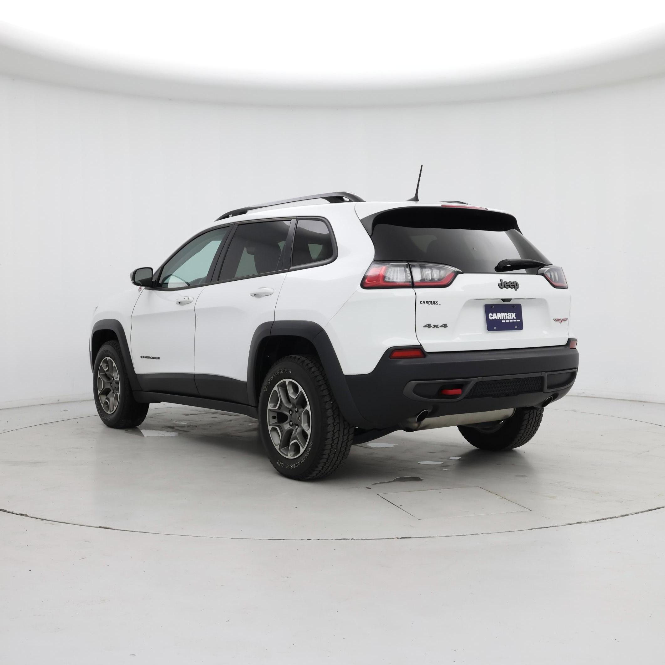 Thumbnail: 2022 Jeep Cherokee - 2