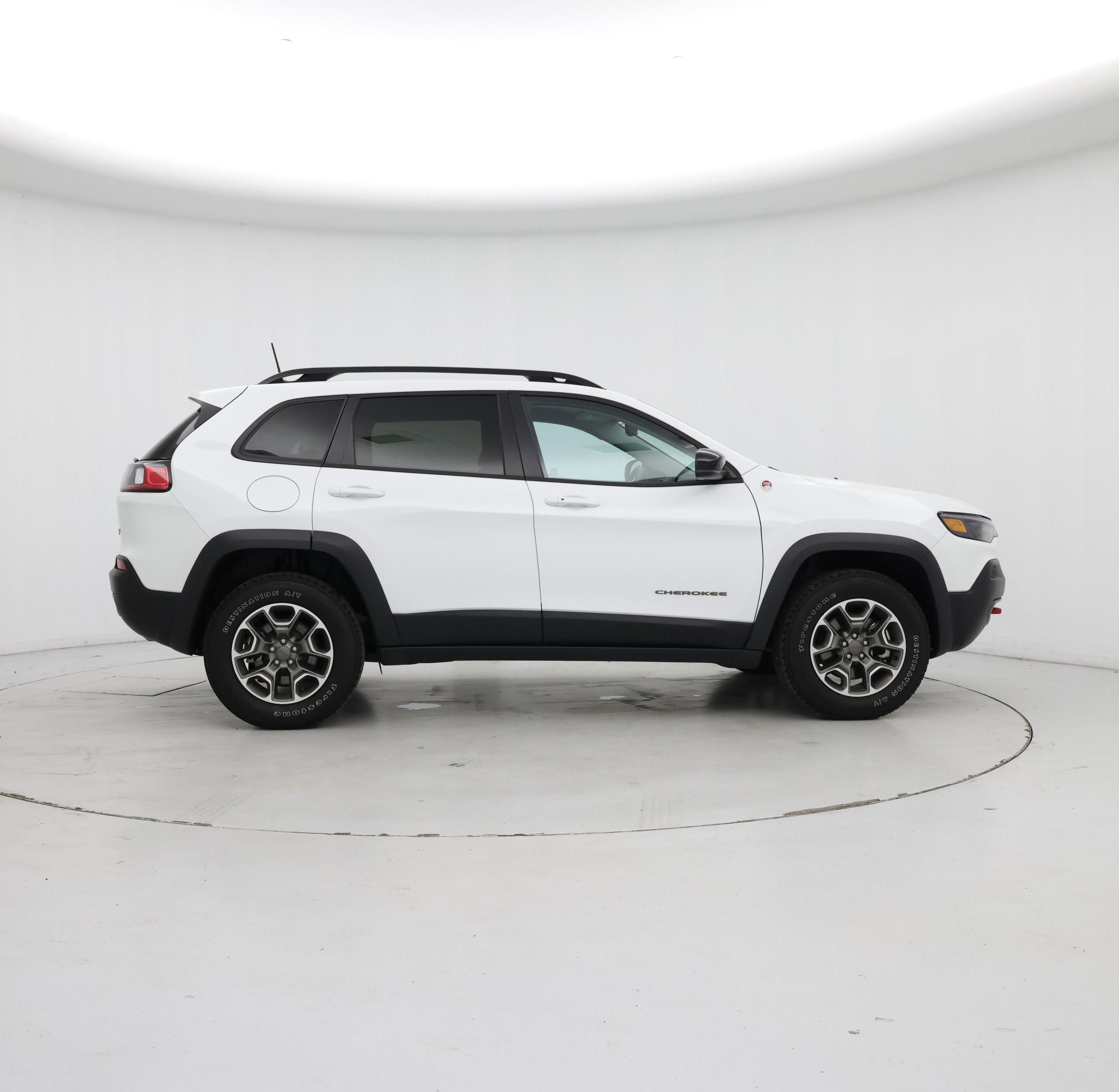 Thumbnail: 2022 Jeep Cherokee - 7