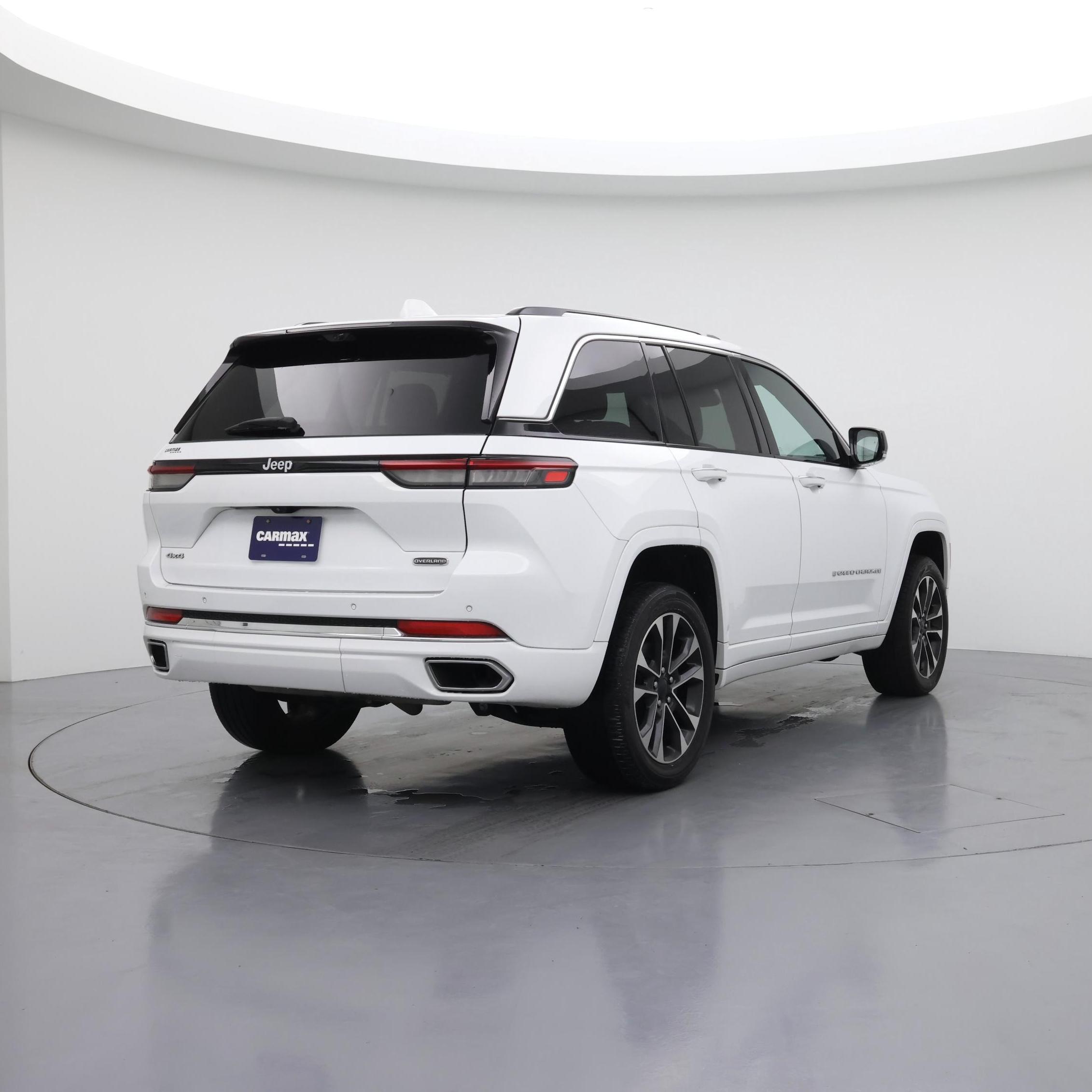 Thumbnail: 2022 Jeep Grand Cherokee - 8