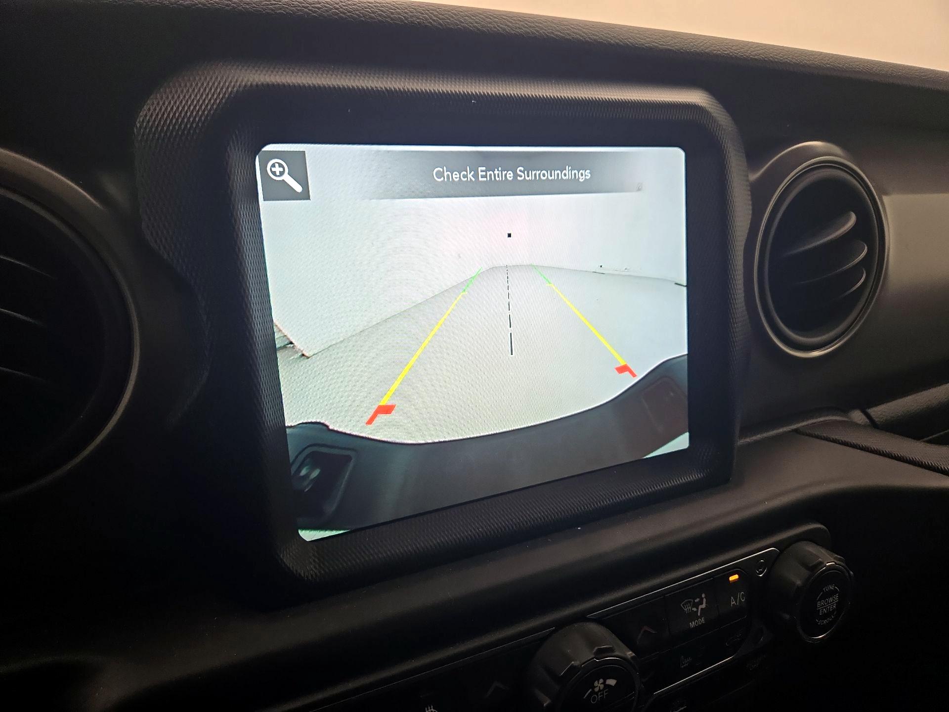 Thumbnail: 2021 Jeep Gladiator - 15