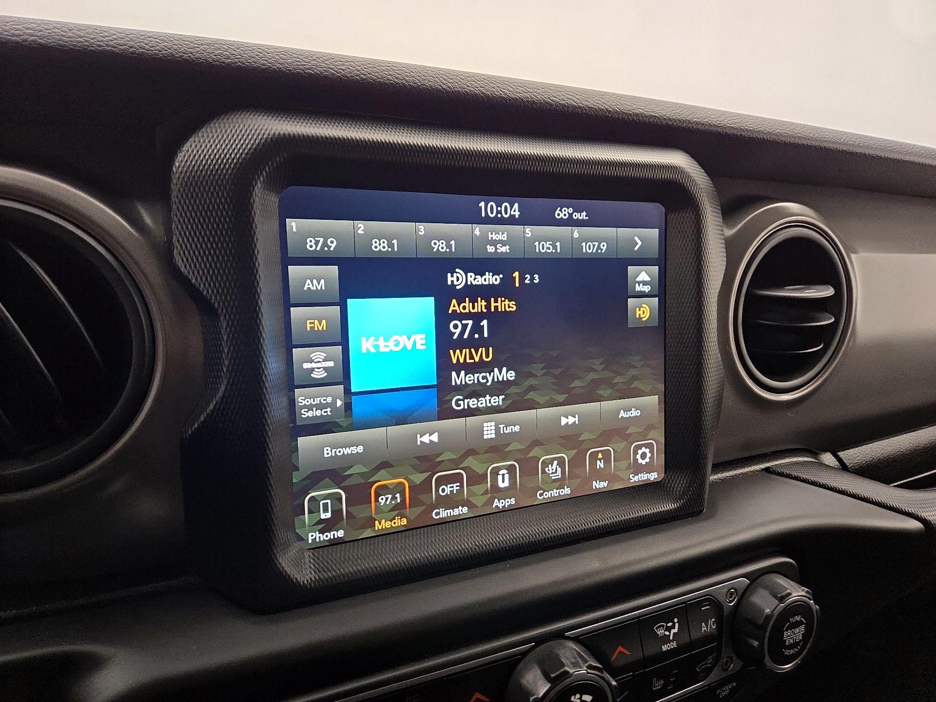 Thumbnail: 2022 Jeep Gladiator - 16