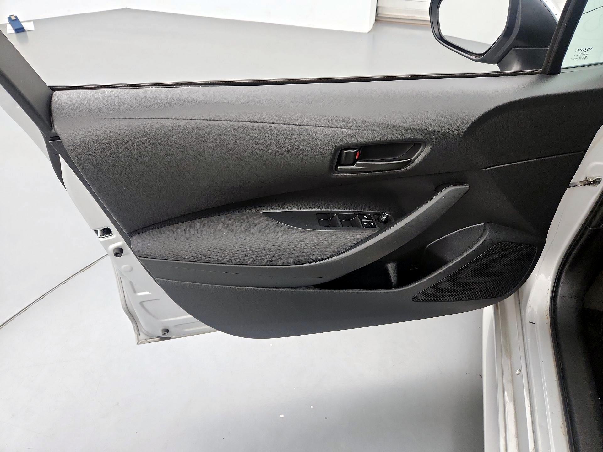 Thumbnail: 2023 Toyota Corolla - 12