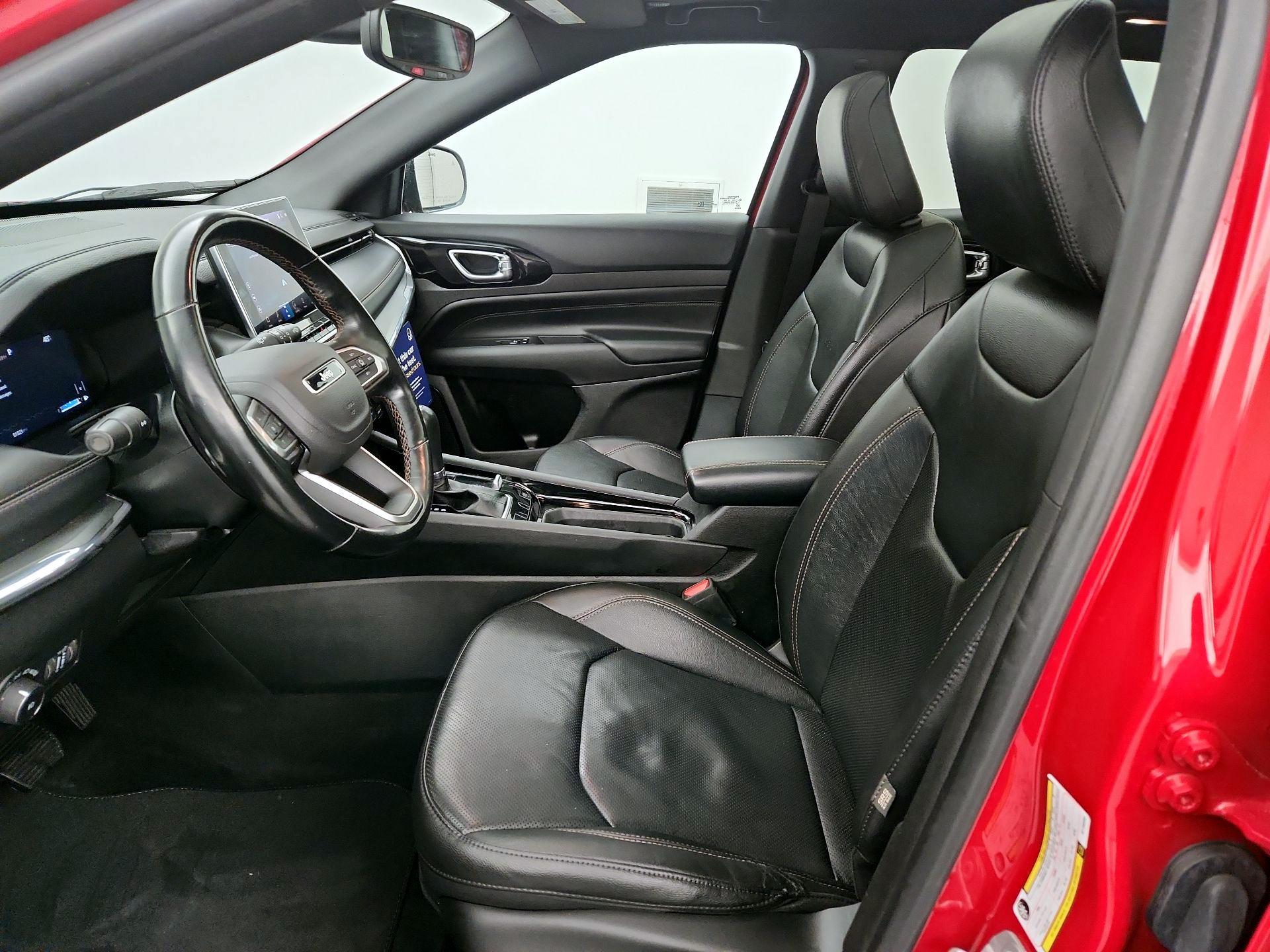 Thumbnail: 2022 Jeep Compass - 11